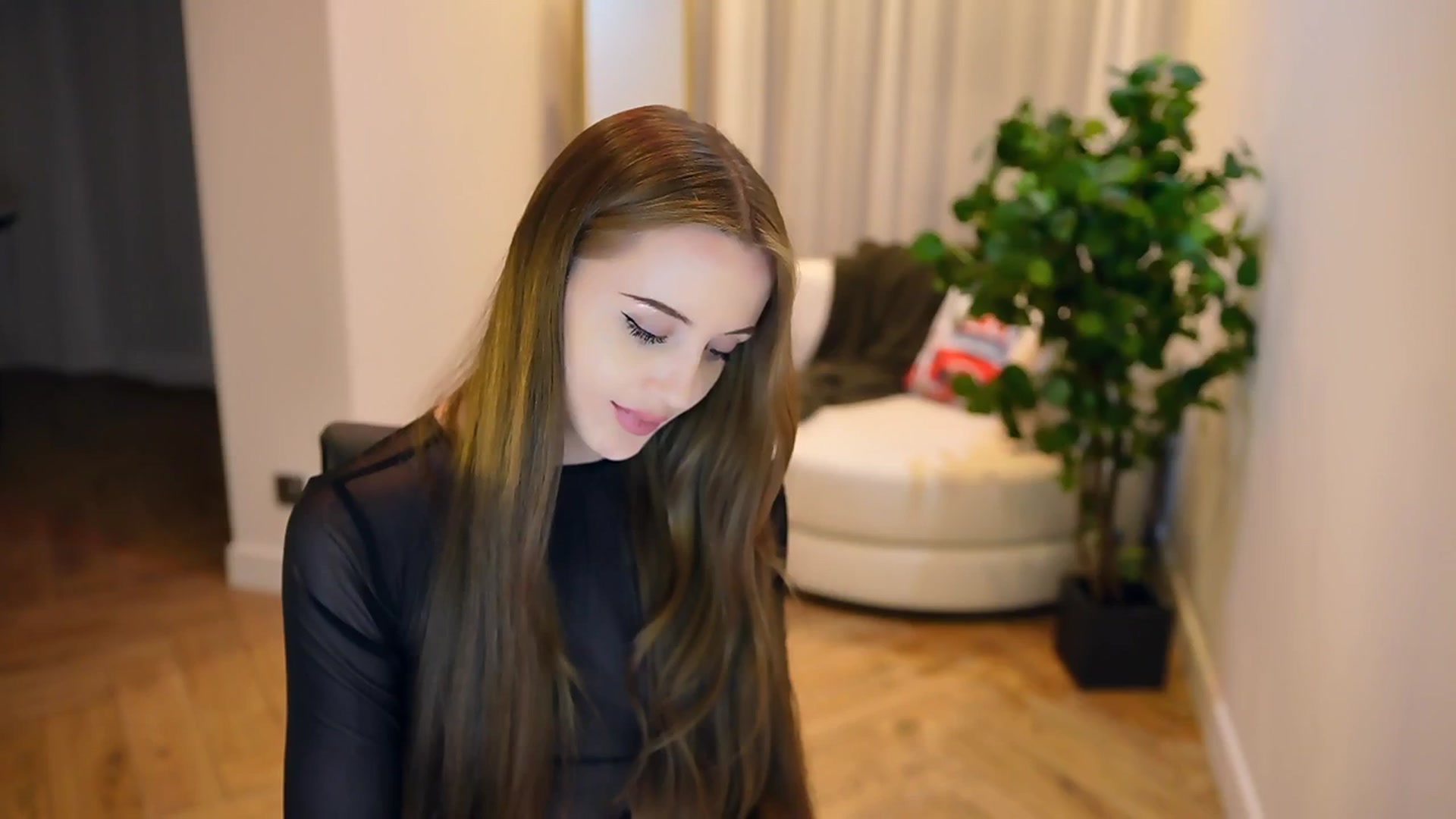 Gallery image thumbnail from Innocent_Soul's myfreecams stream on, 02/03/2025, 21:53 image 20 of 20
