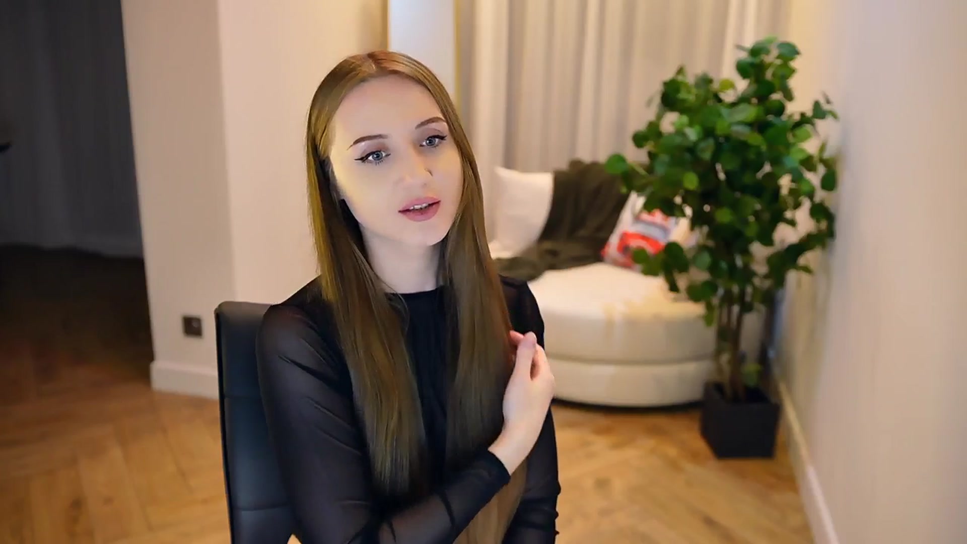 Gallery image thumbnail from Innocent_Soul's myfreecams stream on, 02/03/2025, 21:53 image 11 of 20