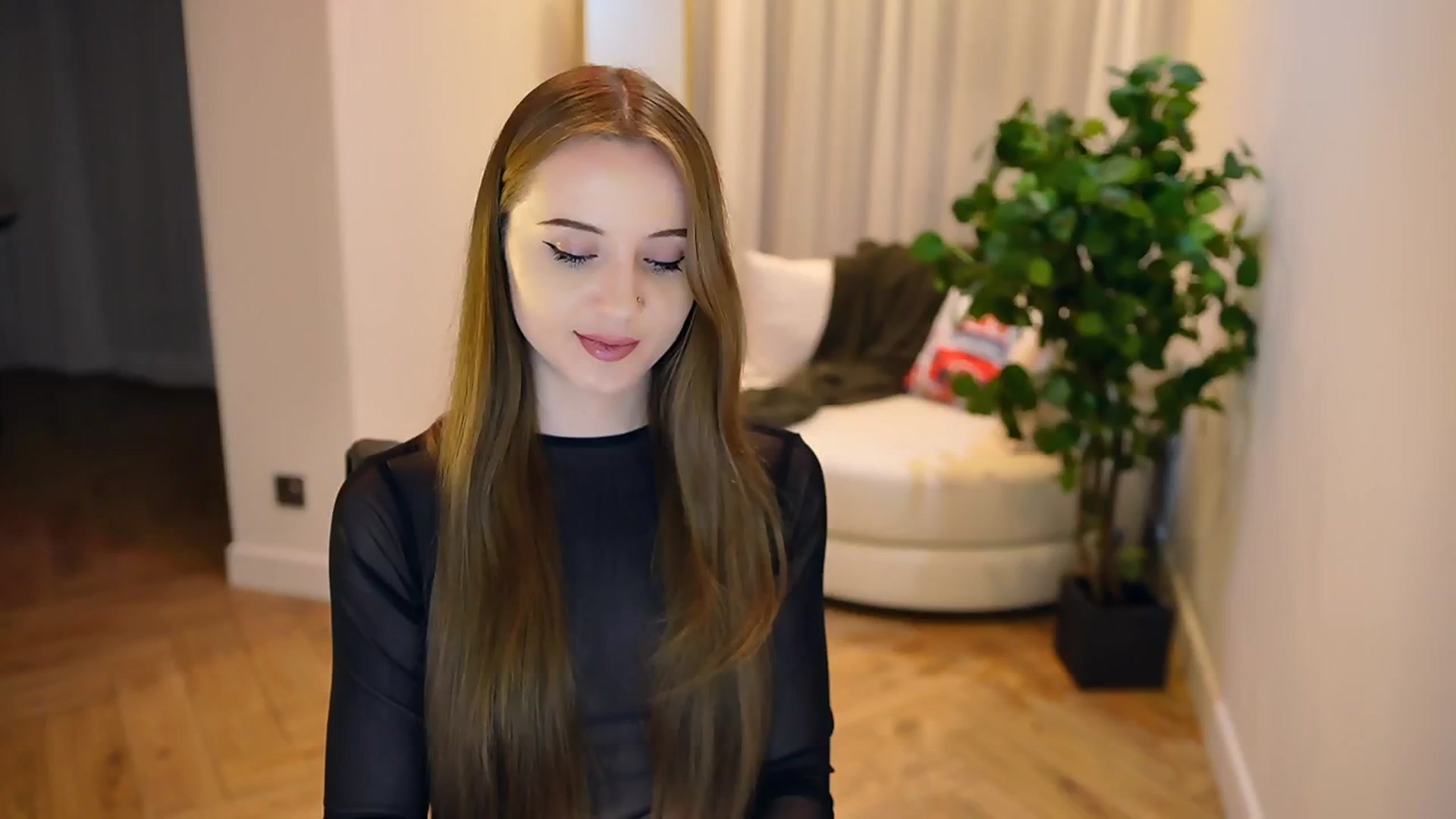 Gallery image thumbnail from Innocent_Soul's myfreecams stream on, 02/03/2025, 22:31 image 20 of 20