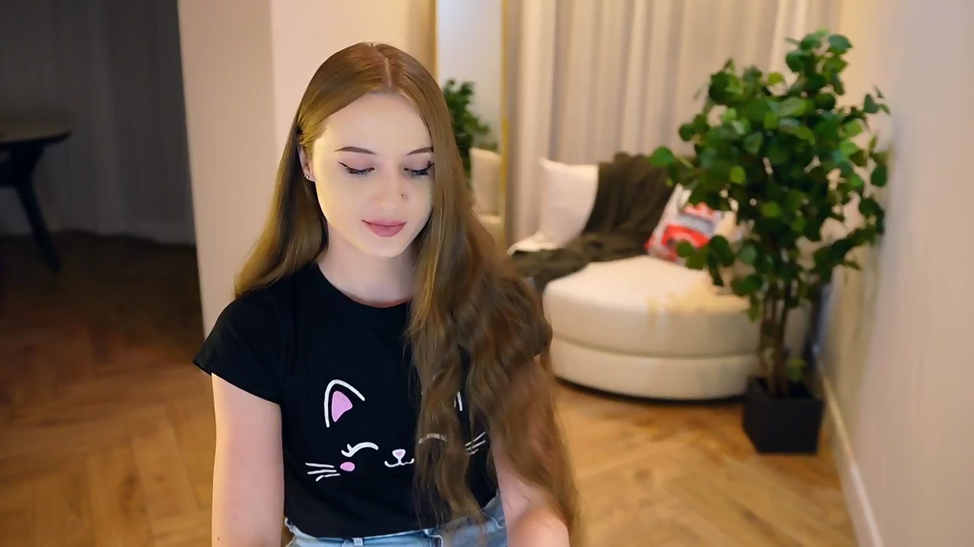 Gallery image thumbnail from Innocent_Soul's myfreecams stream on, 02/05/2025, 21:23 image 11 of 20