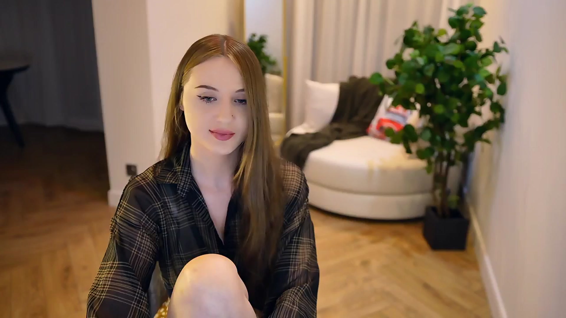 Gallery image thumbnail from Innocent_Soul's myfreecams stream on, 02/06/2025, 17:03 image 11 of 20