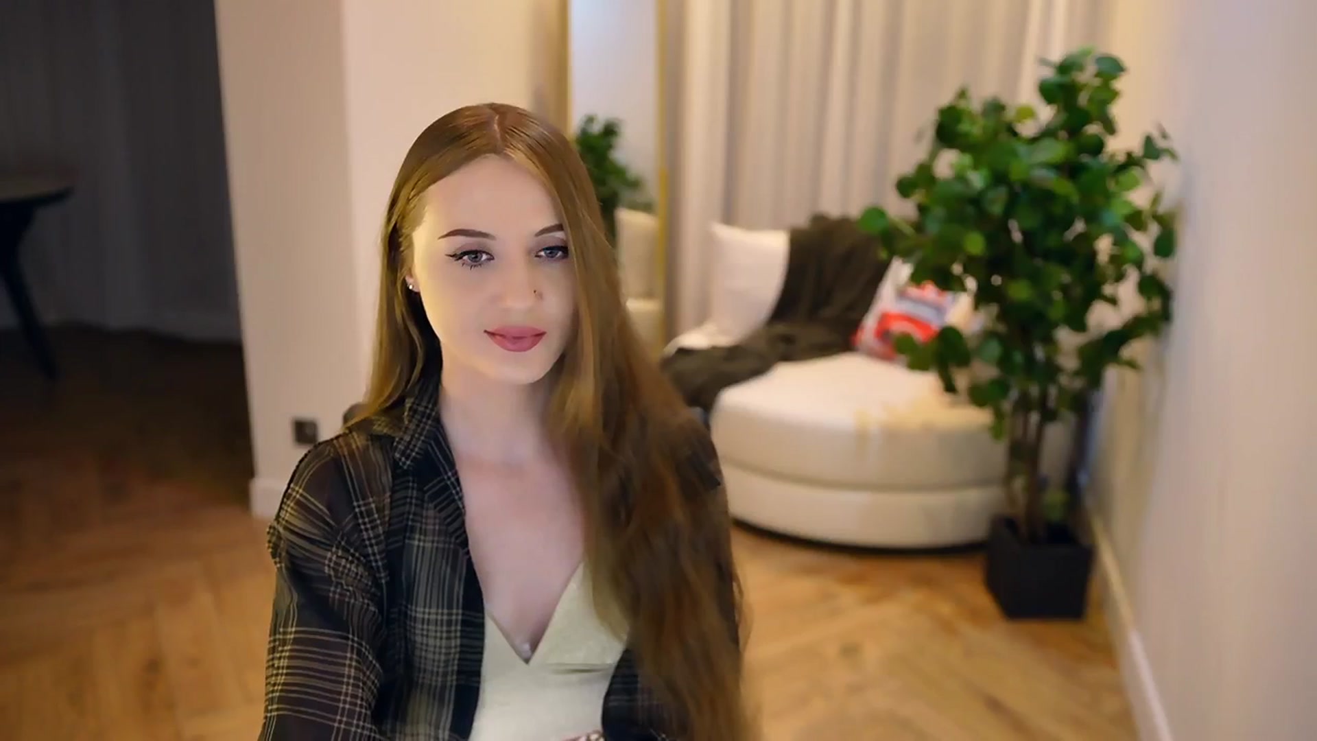 Gallery image thumbnail from Innocent_Soul's myfreecams stream on, 02/06/2025, 18:18 image 20 of 20