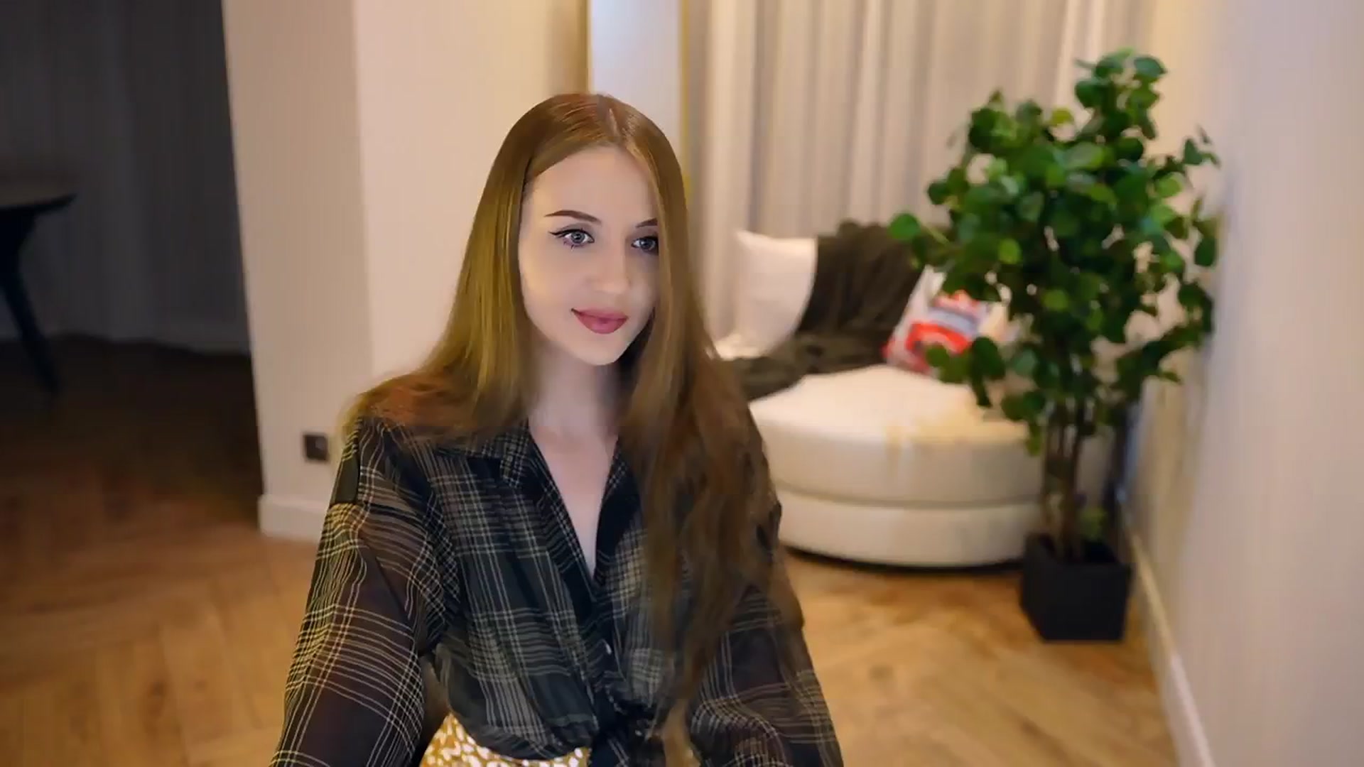 Gallery image thumbnail from Innocent_Soul's myfreecams stream on, 02/06/2025, 20:07 image 10 of 20
