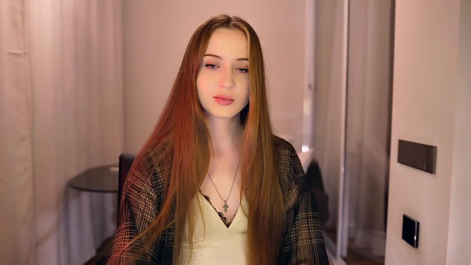 Gallery image thumbnail from Innocent_Soul's myfreecams stream on, 04/25/2025, 21:04 image 12 of 20