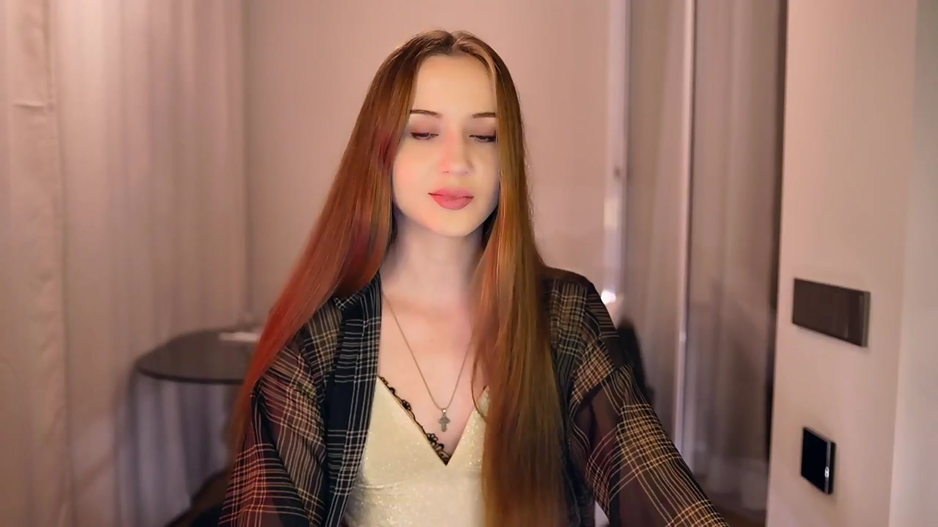 Gallery image thumbnail from Innocent_Soul's myfreecams stream on, 04/25/2025, 21:04 image 11 of 20