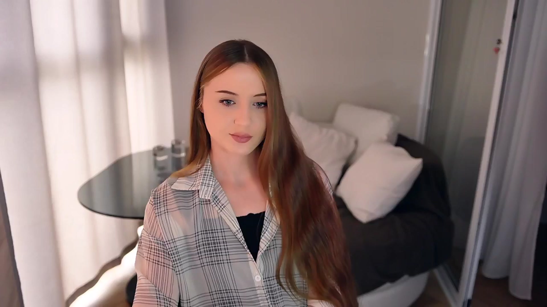 Gallery image thumbnail from Innocent_Soul's myfreecams stream on, 04/28/2025, 13:16 image 6 of 20