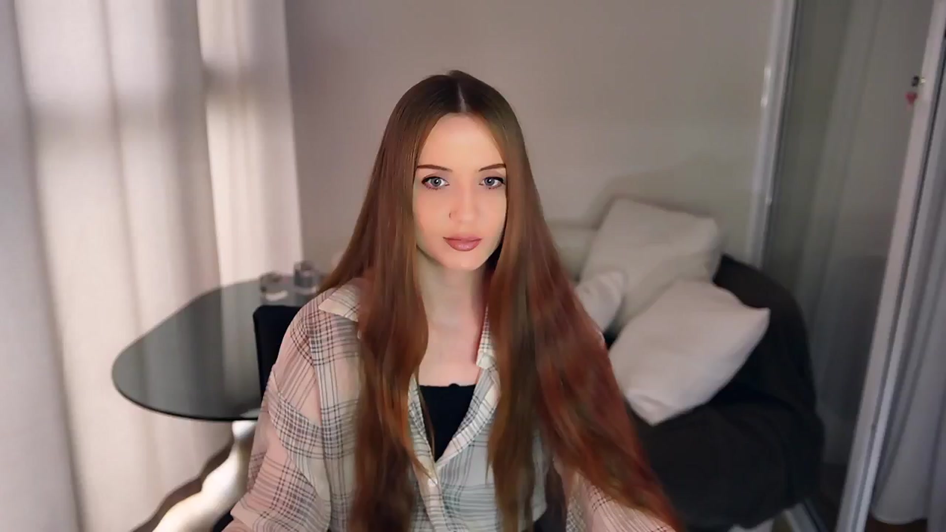 Gallery image thumbnail from Innocent_Soul's myfreecams stream on, 04/28/2025, 14:15 image 10 of 20