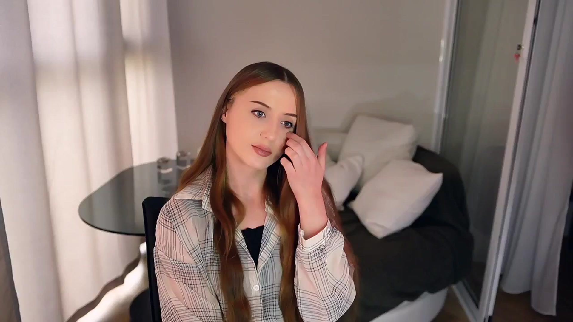 Gallery image thumbnail from Innocent_Soul's myfreecams stream on, 04/28/2025, 14:15 image 15 of 20