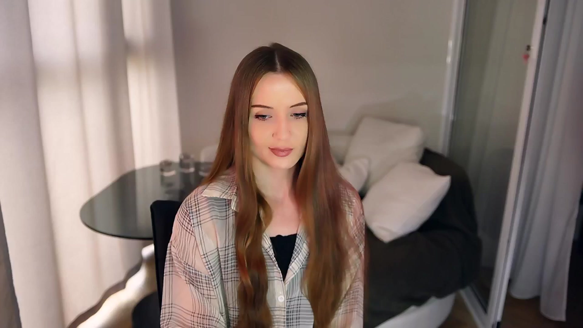 Gallery image thumbnail from Innocent_Soul's myfreecams stream on, 04/28/2025, 14:15 image 13 of 20