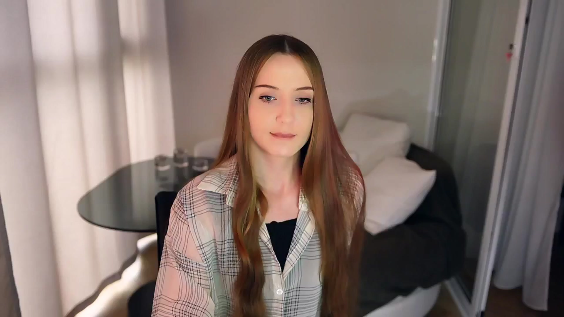 Gallery image thumbnail from Innocent_Soul's myfreecams stream on, 04/28/2025, 14:15 image 12 of 20