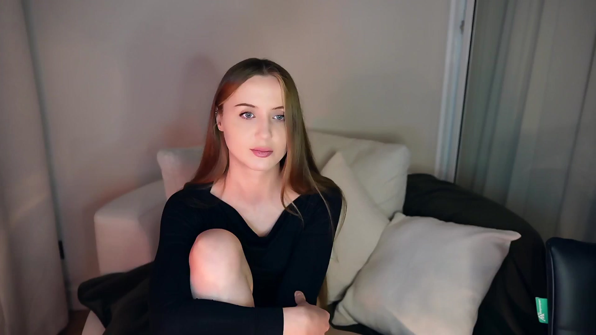 Gallery image thumbnail from Innocent_Soul's myfreecams stream on, 05/03/2025, 18:04 image 14 of 20
