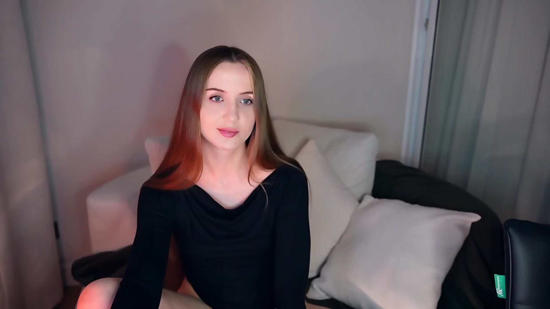 Gallery image thumbnail from Innocent_Soul's myfreecams stream on, 05/03/2025, 18:04 image 12 of 20