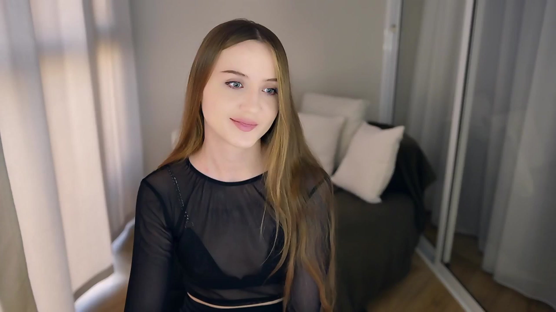 Gallery image thumbnail from Innocent_Soul's myfreecams stream on, 05/15/2025, 15:40 image 14 of 20