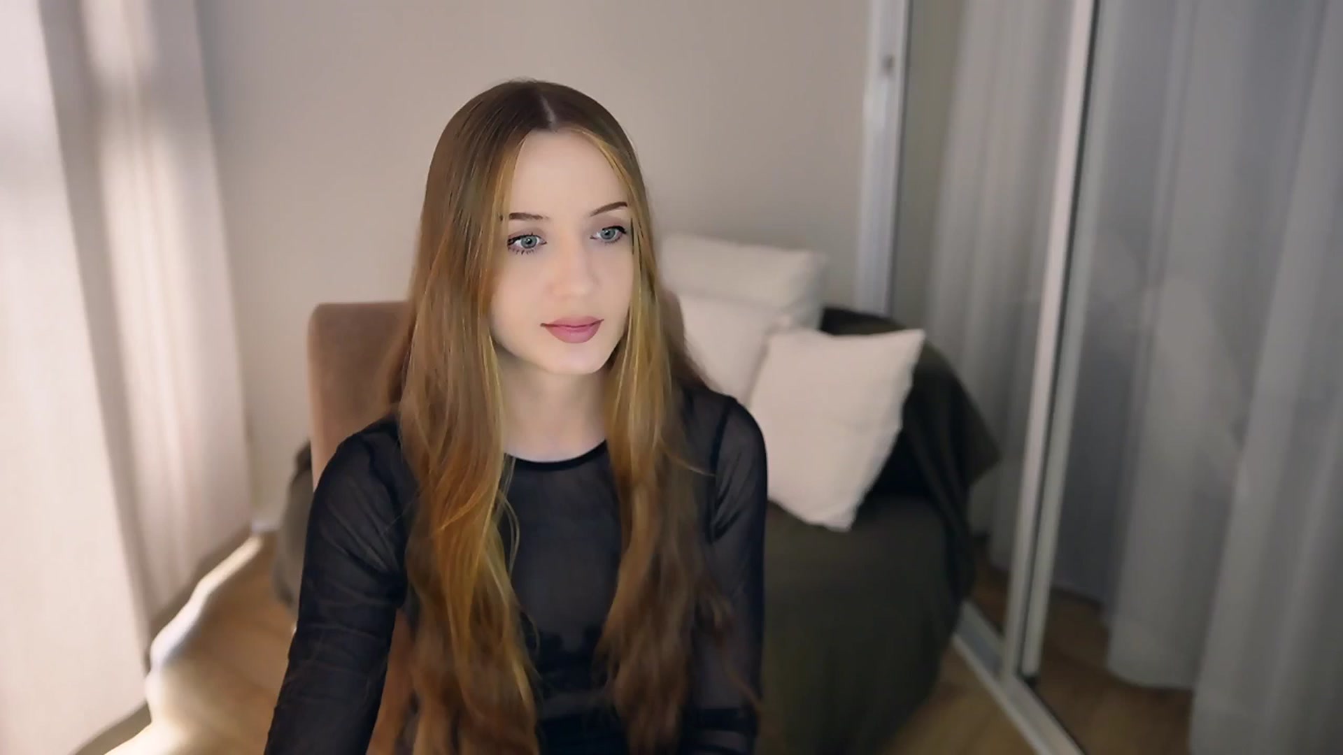 Gallery image thumbnail from Innocent_Soul's myfreecams stream on, 05/18/2025, 12:12 image 1 of 20