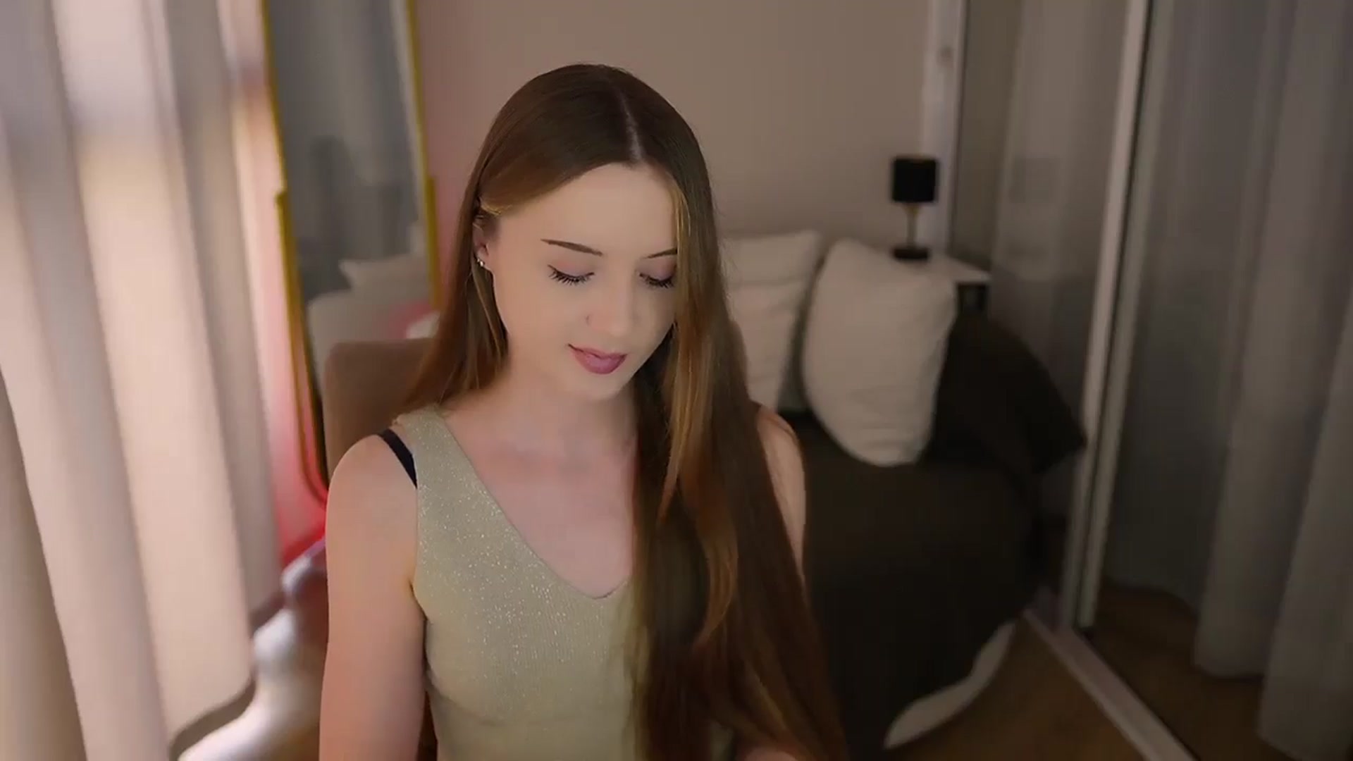 Gallery image thumbnail from Innocent_Soul's myfreecams stream on, 06/09/2025, 15:24 image 12 of 20