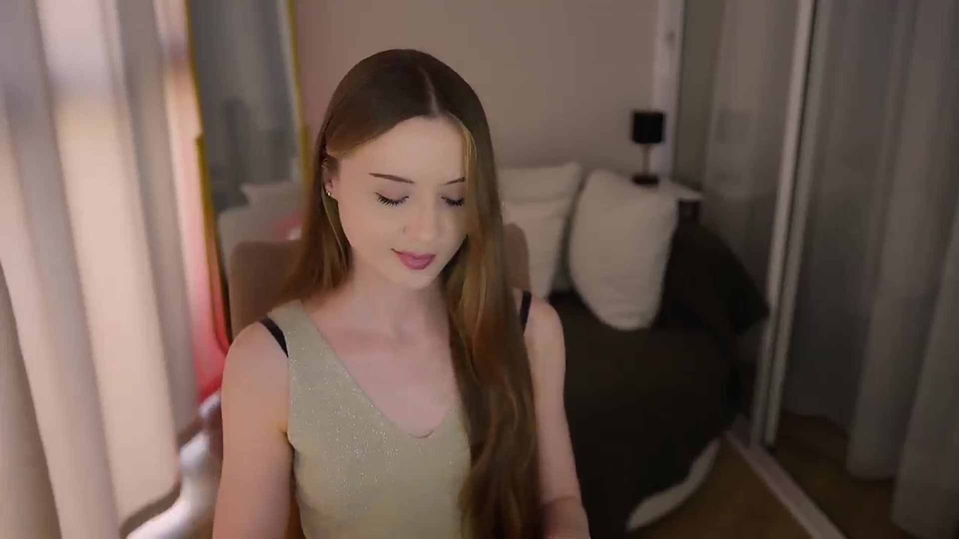 Gallery image thumbnail from Innocent_Soul's myfreecams stream on, 06/09/2025, 15:24 image 20 of 20