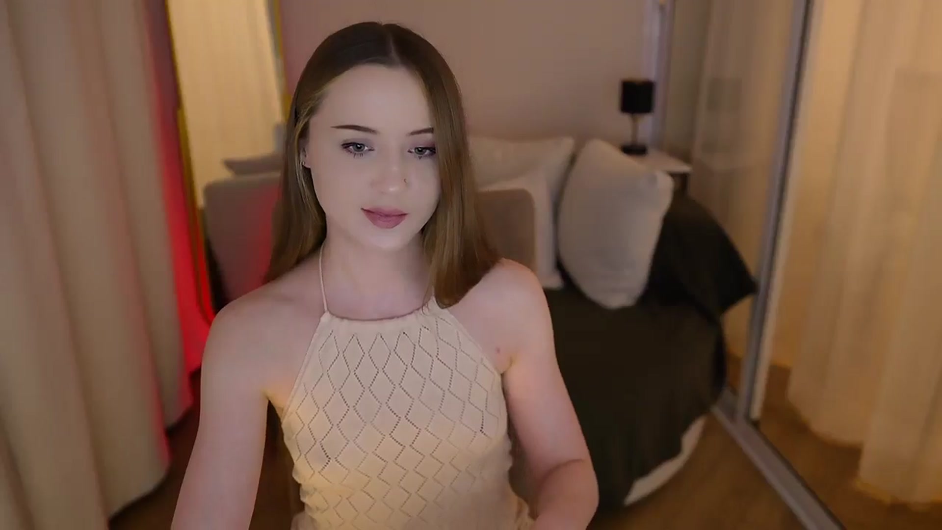 Gallery image thumbnail from Innocent_Soul's myfreecams stream on, 06/14/2025, 20:34 image 2 of 20