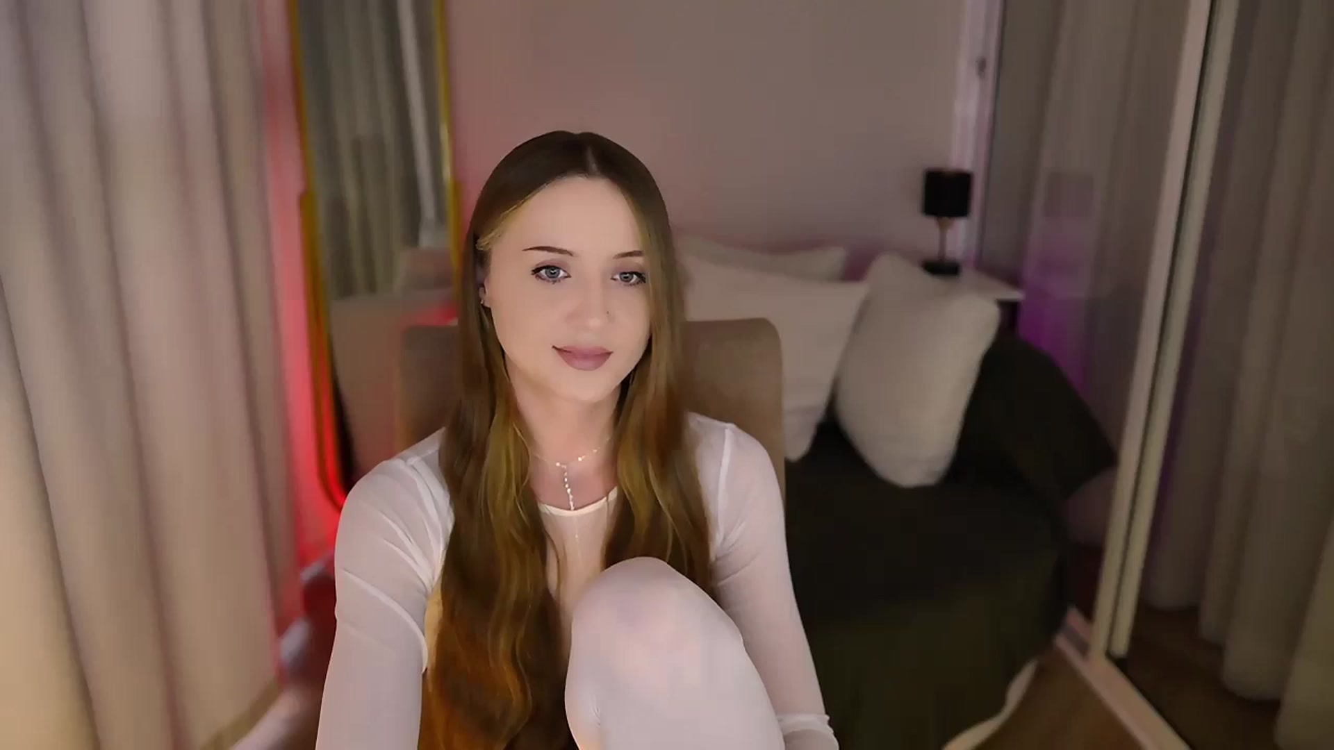 Gallery image thumbnail from Innocent_Soul's myfreecams stream on, 06/23/2025, 18:22 image 5 of 20