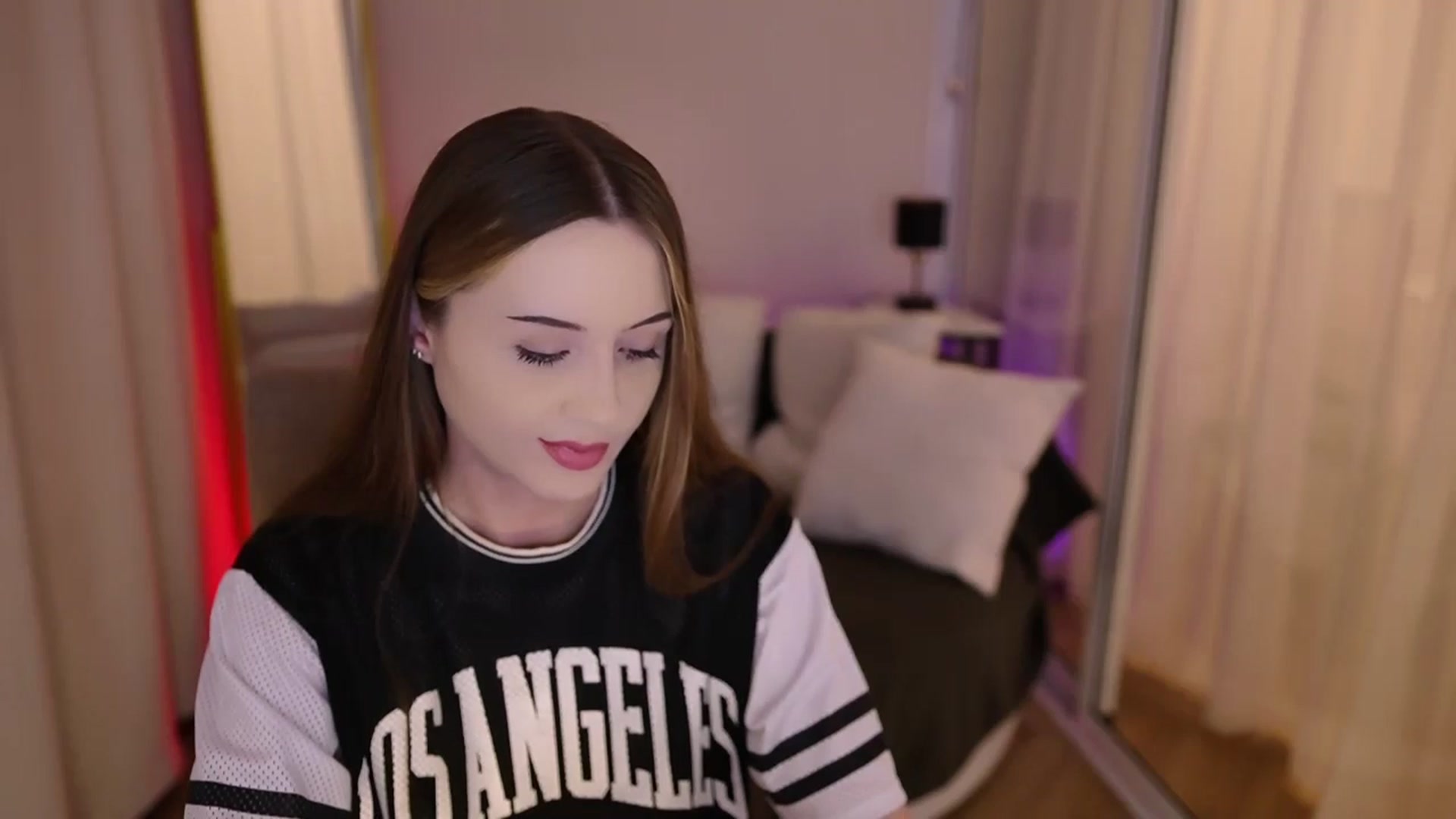Gallery image thumbnail from Innocent_Soul's myfreecams stream on, 06/27/2025, 18:52 image 19 of 20