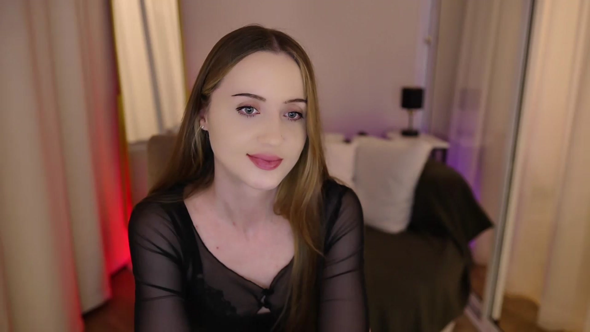 Gallery image thumbnail from Innocent_Soul's myfreecams stream on, 06/29/2025, 19:44 image 12 of 20