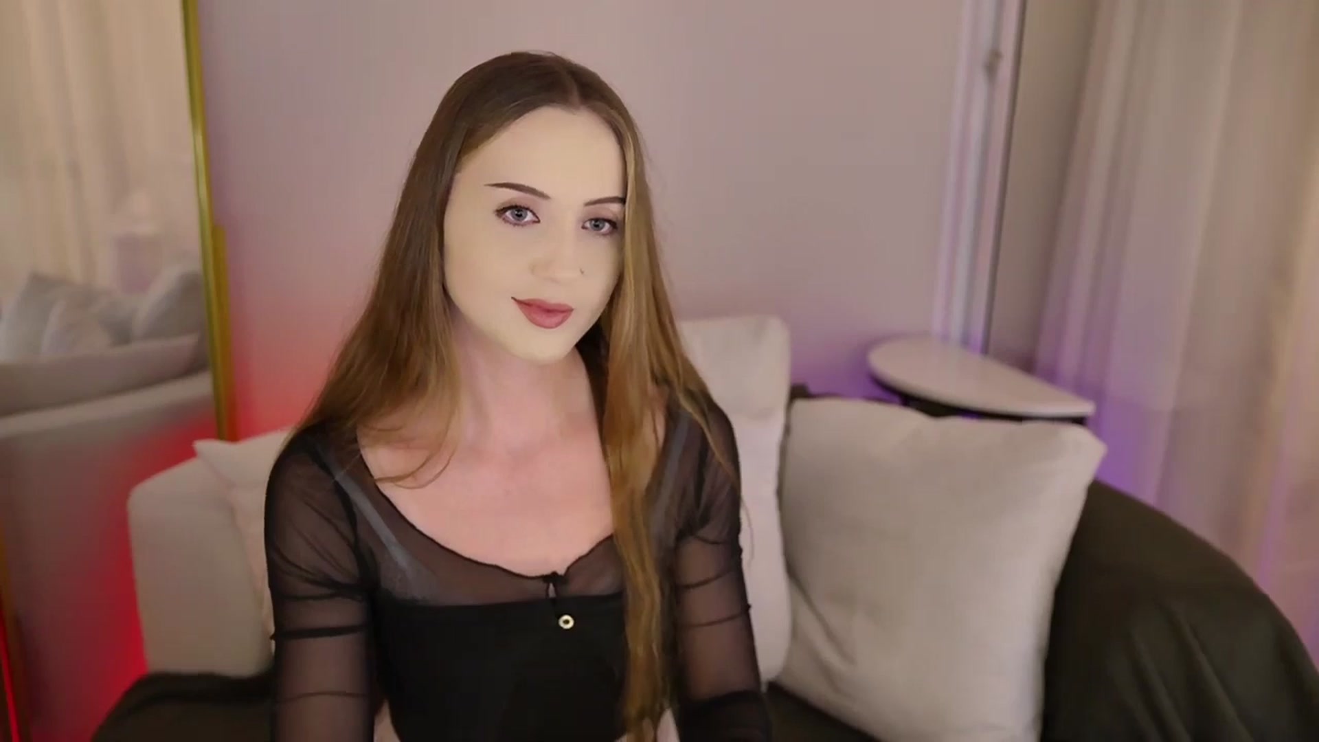 Gallery image thumbnail from Innocent_Soul's myfreecams stream on, 07/29/2025, 18:12 image 8 of 20