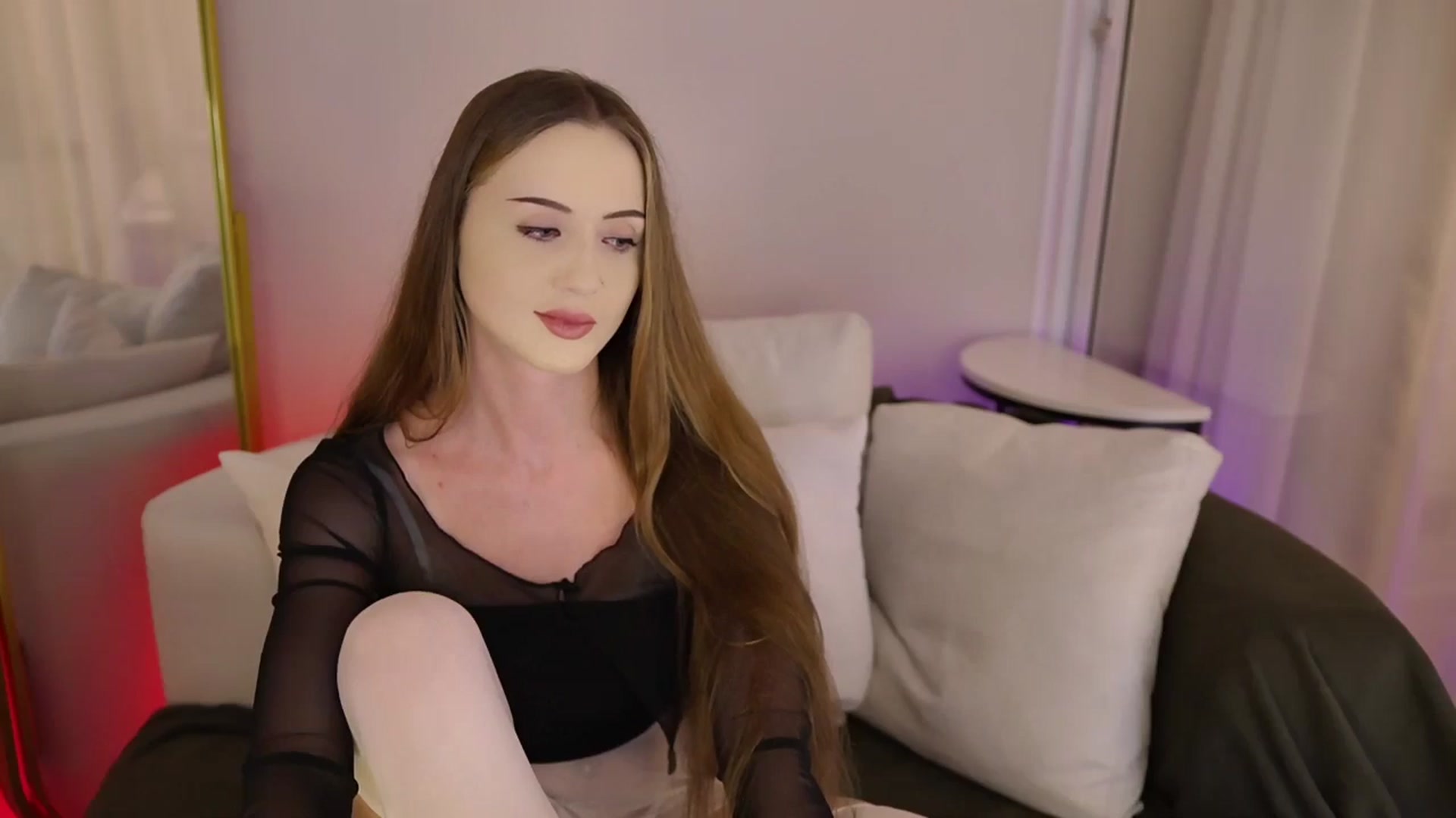 Gallery image thumbnail from Innocent_Soul's myfreecams stream on, 07/29/2025, 18:12 image 2 of 20