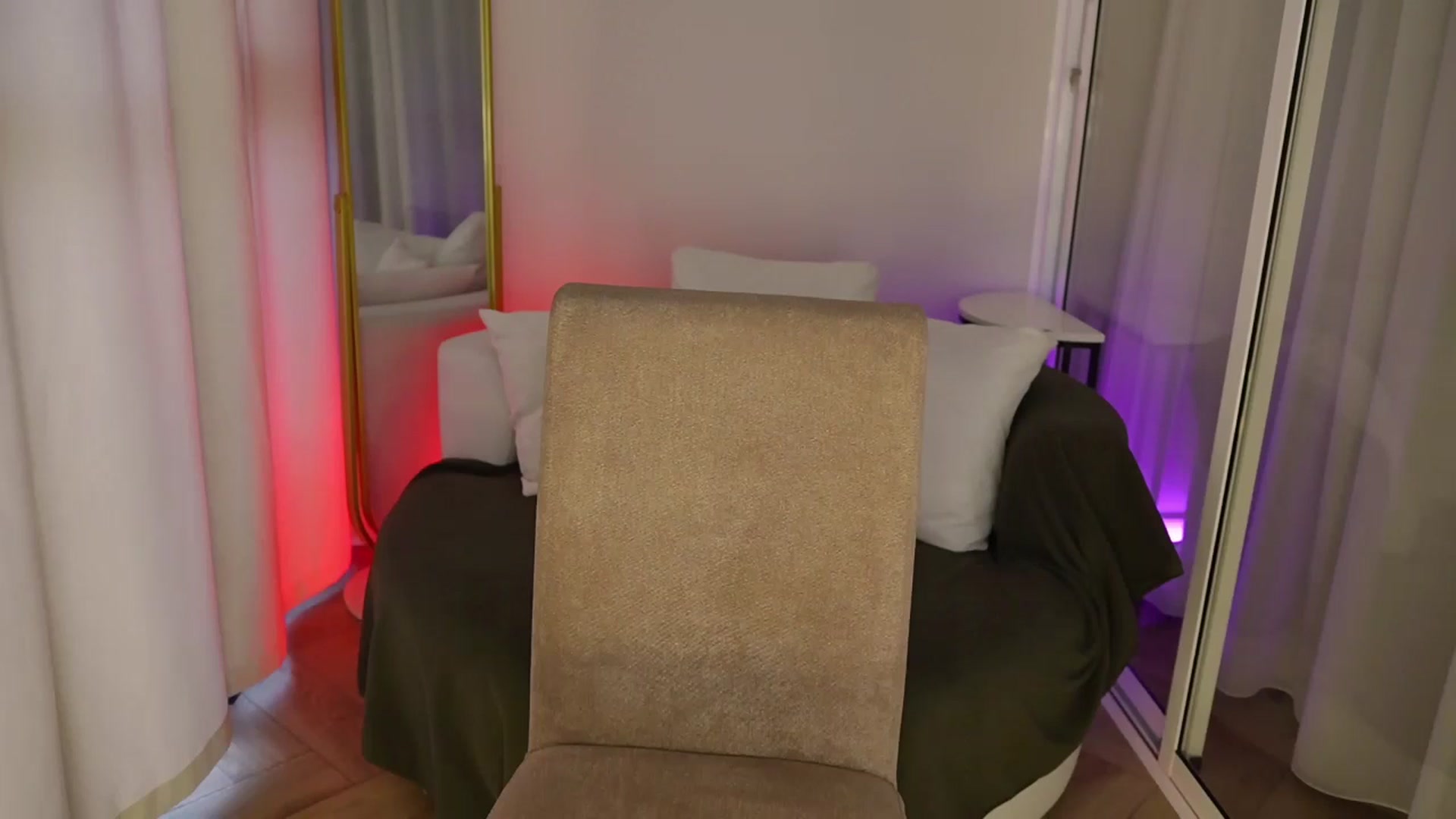 Gallery image thumbnail from Innocent_Soul's myfreecams stream on, 07/30/2025, 16:36 image 20 of 20