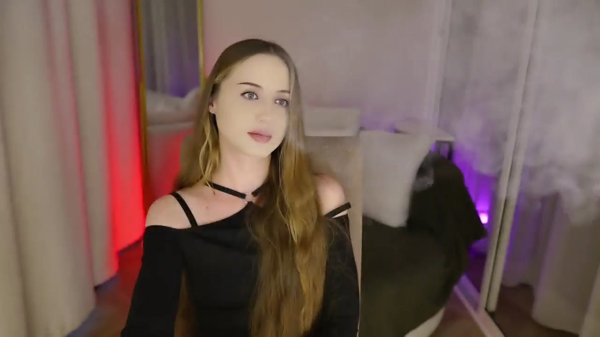 Gallery image thumbnail from Innocent_Soul's myfreecams stream on, 07/30/2025, 17:02 image 16 of 20