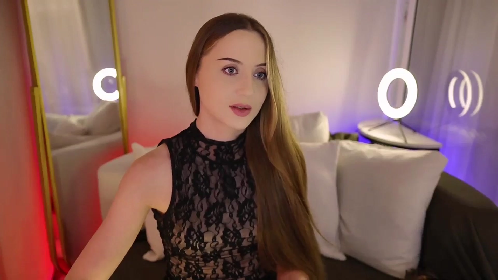 Gallery image thumbnail from Innocent_Soul's myfreecams stream on, 08/13/2025, 21:07 image 6 of 20
