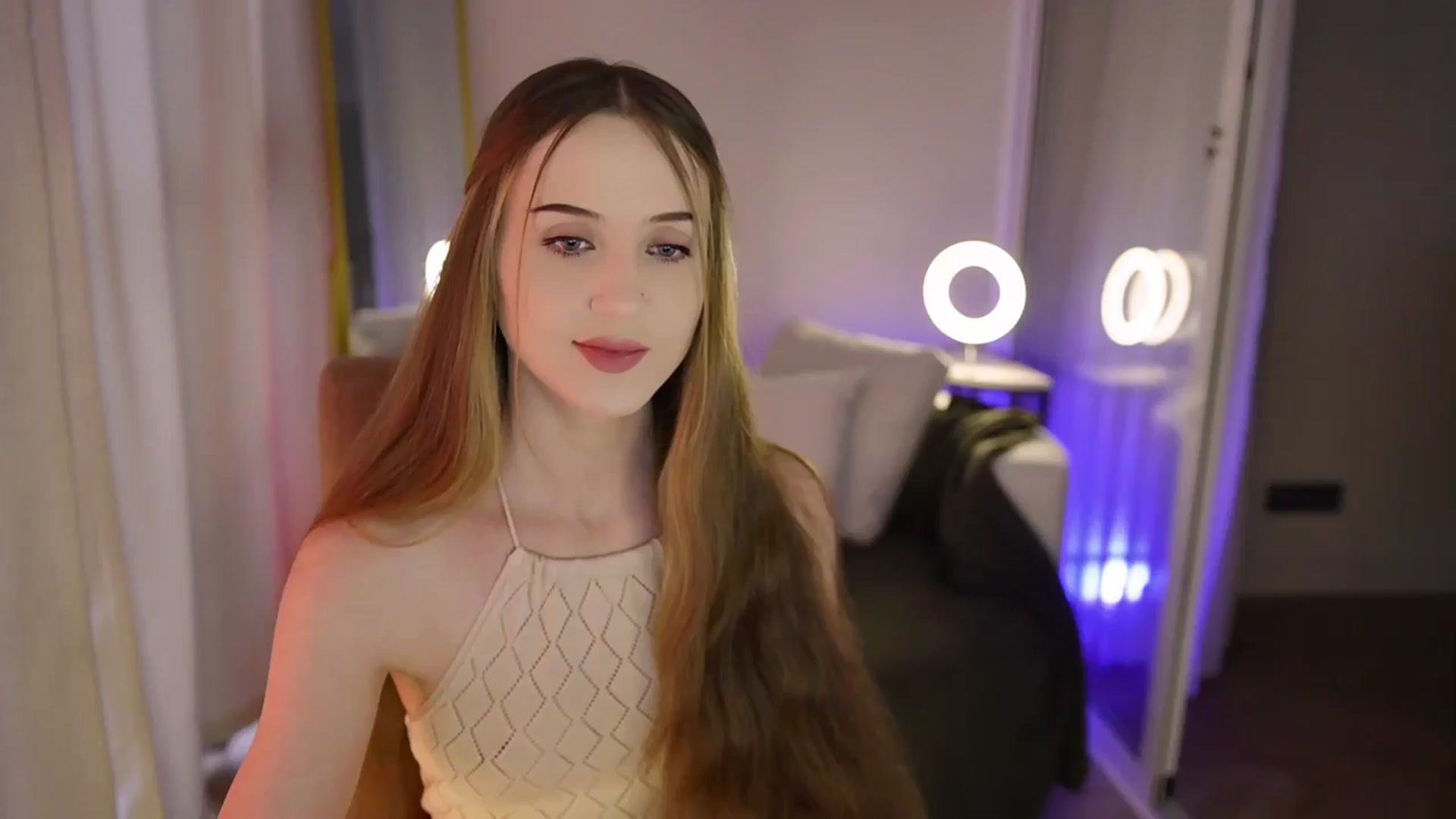 Gallery image thumbnail from Innocent_Soul's myfreecams stream on, 09/05/2025, 14:47 image 1 of 20