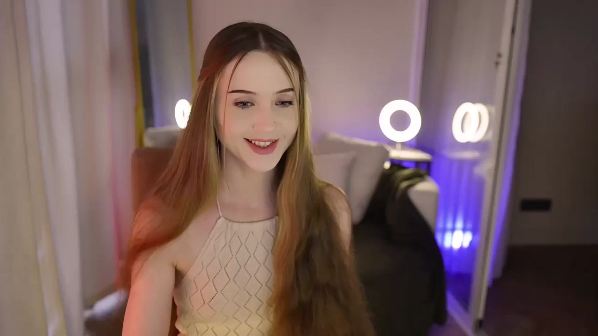 Gallery image thumbnail from Innocent_Soul's myfreecams stream on, 09/05/2025, 14:47 image 3 of 20