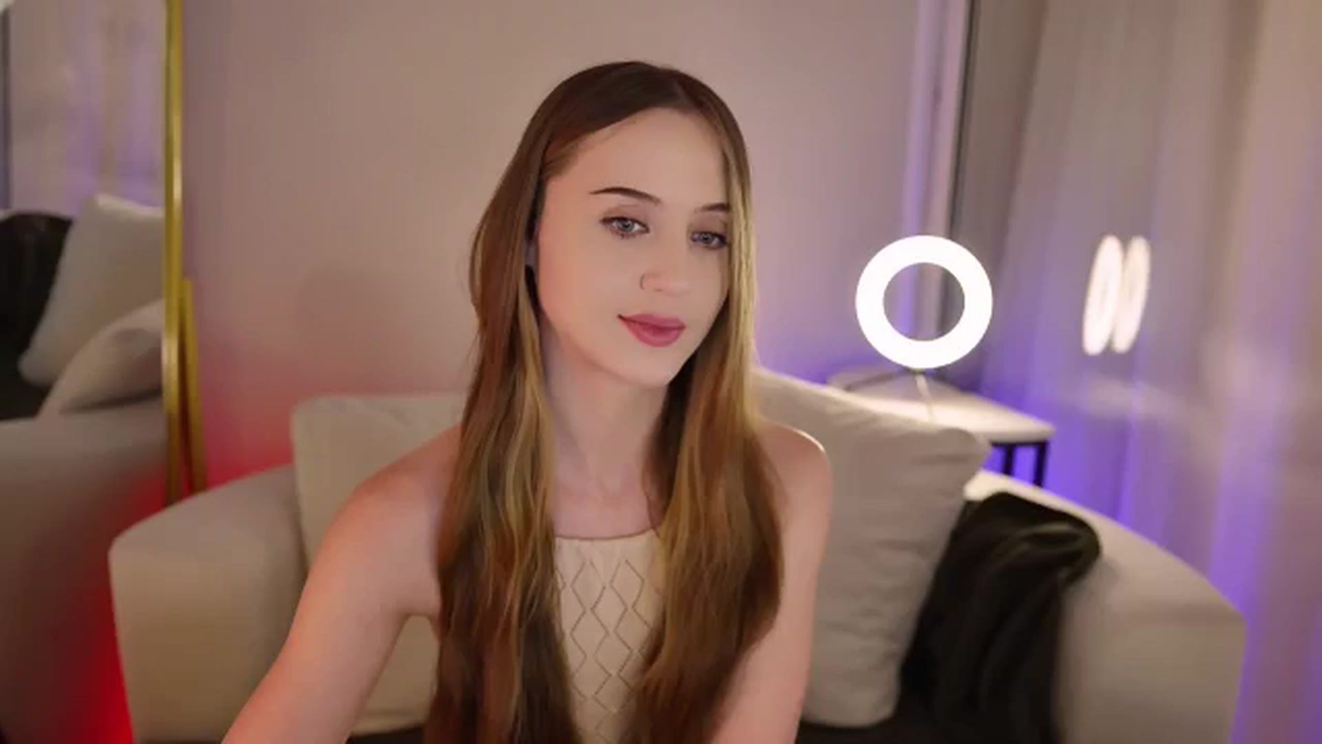 Gallery image thumbnail from Innocent_Soul's myfreecams stream on, 09/05/2025, 20:05 image 20 of 20