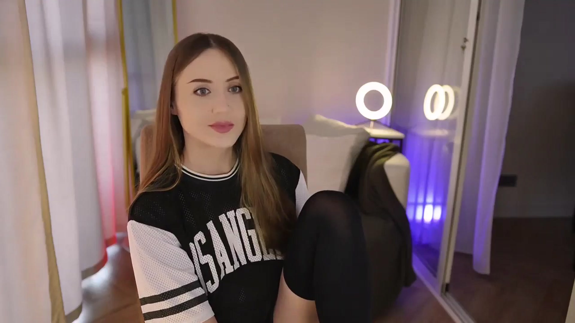 Gallery image thumbnail from Innocent_Soul's myfreecams stream on, 09/09/2025, 14:28 image 4 of 20