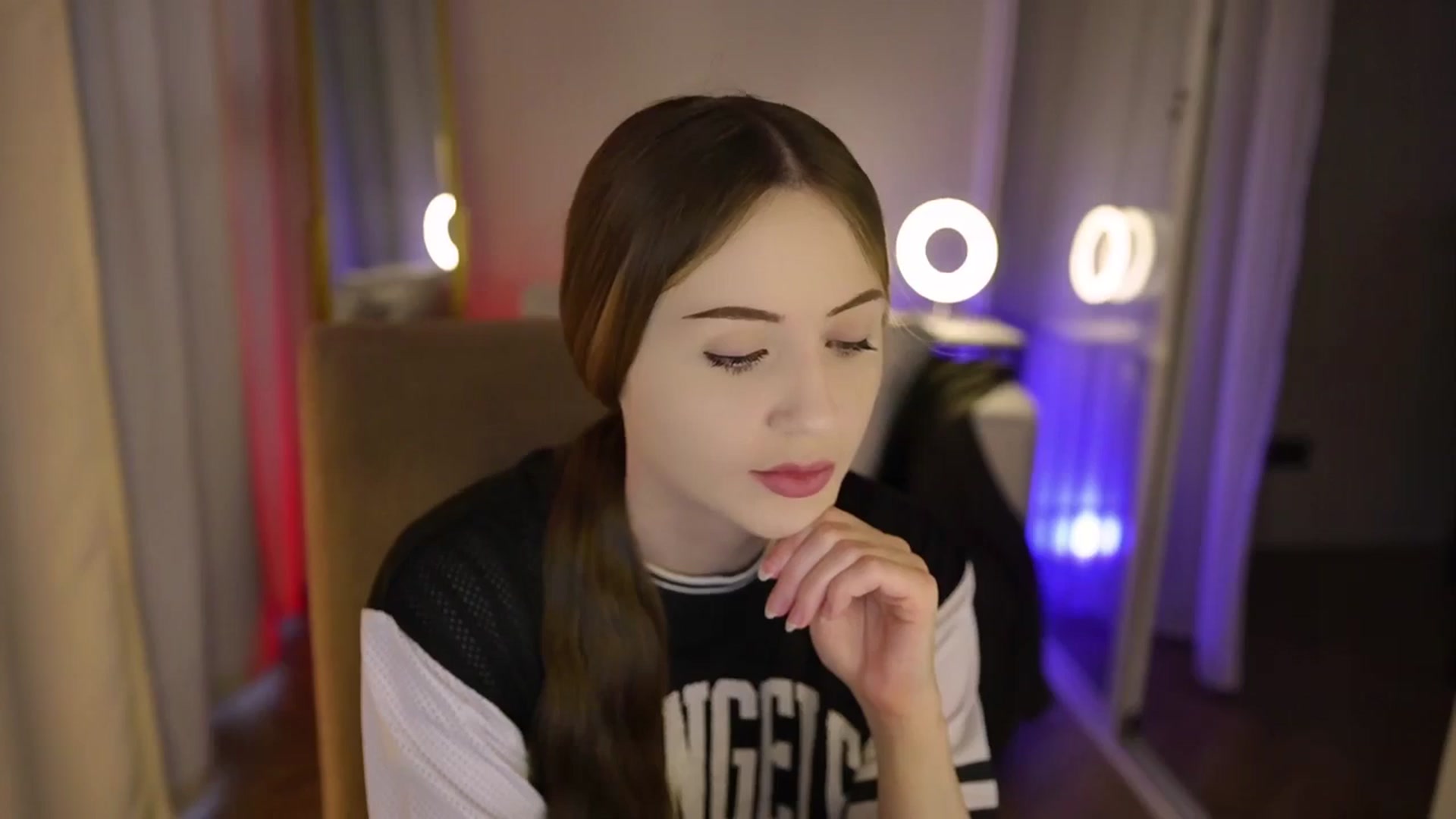 Gallery image thumbnail from Innocent_Soul's myfreecams stream on, 09/09/2025, 15:25 image 17 of 20