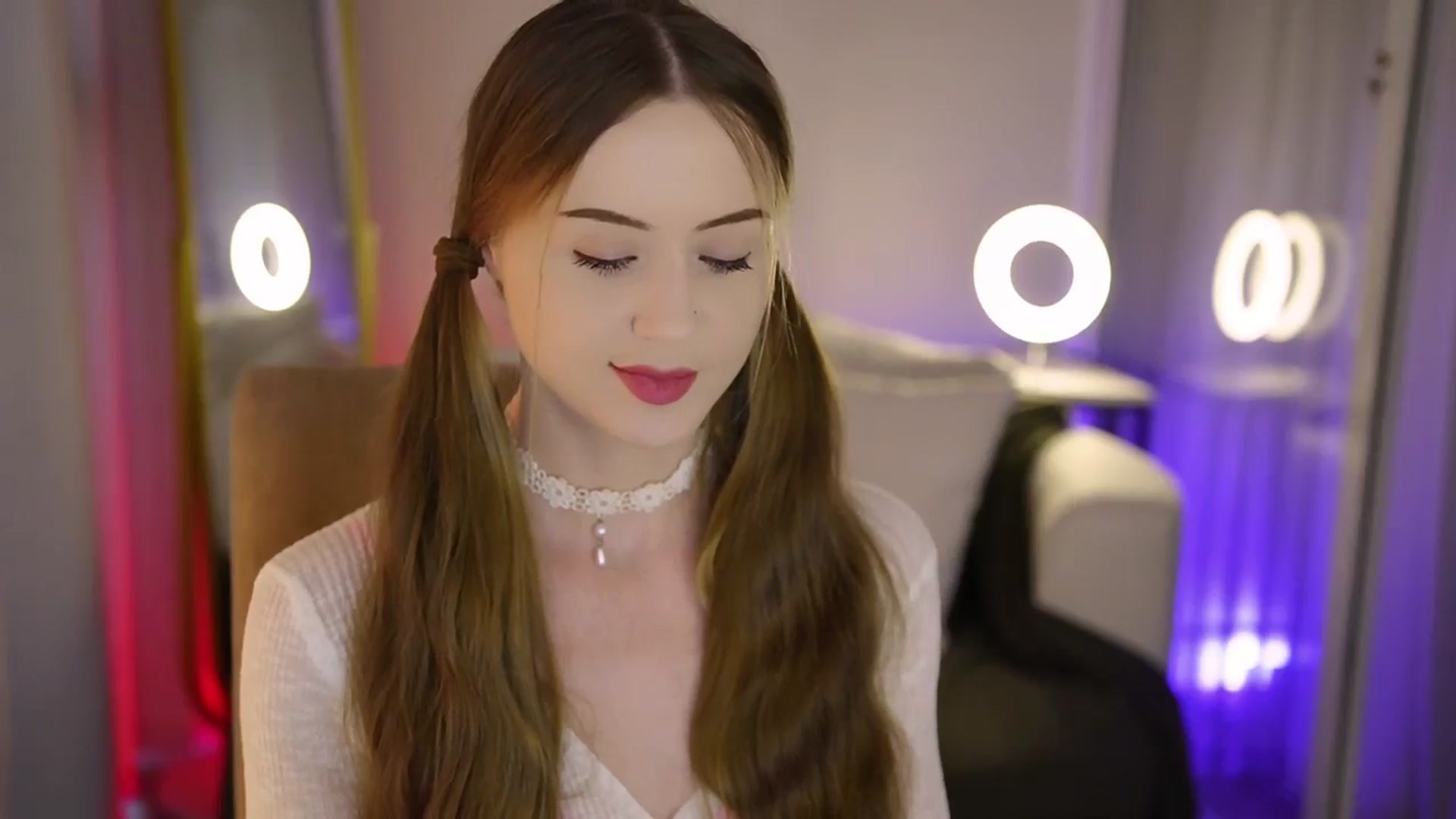 Gallery image thumbnail from Innocent_Soul's myfreecams stream on, 09/12/2025, 16:54 image 4 of 20