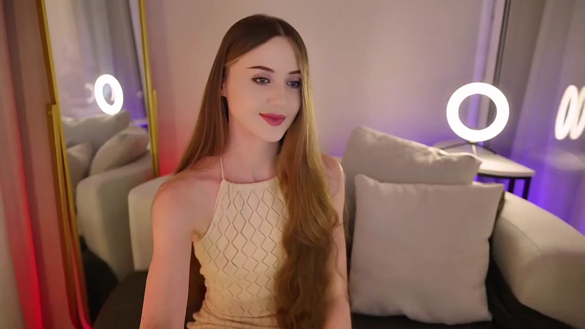 Gallery image thumbnail from Innocent_Soul's myfreecams stream on, 09/13/2025, 20:38 image 14 of 20