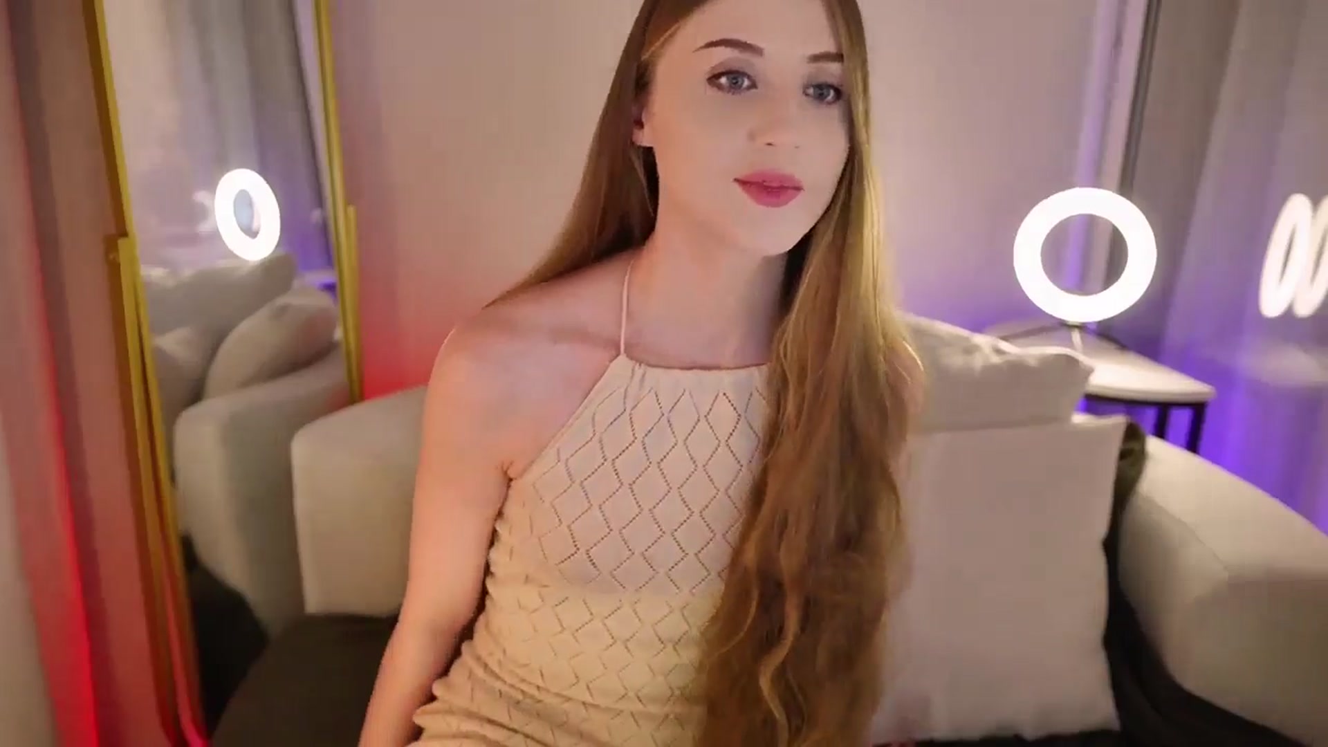 Gallery image thumbnail from Innocent_Soul's myfreecams stream on, 09/13/2025, 20:38 image 20 of 20
