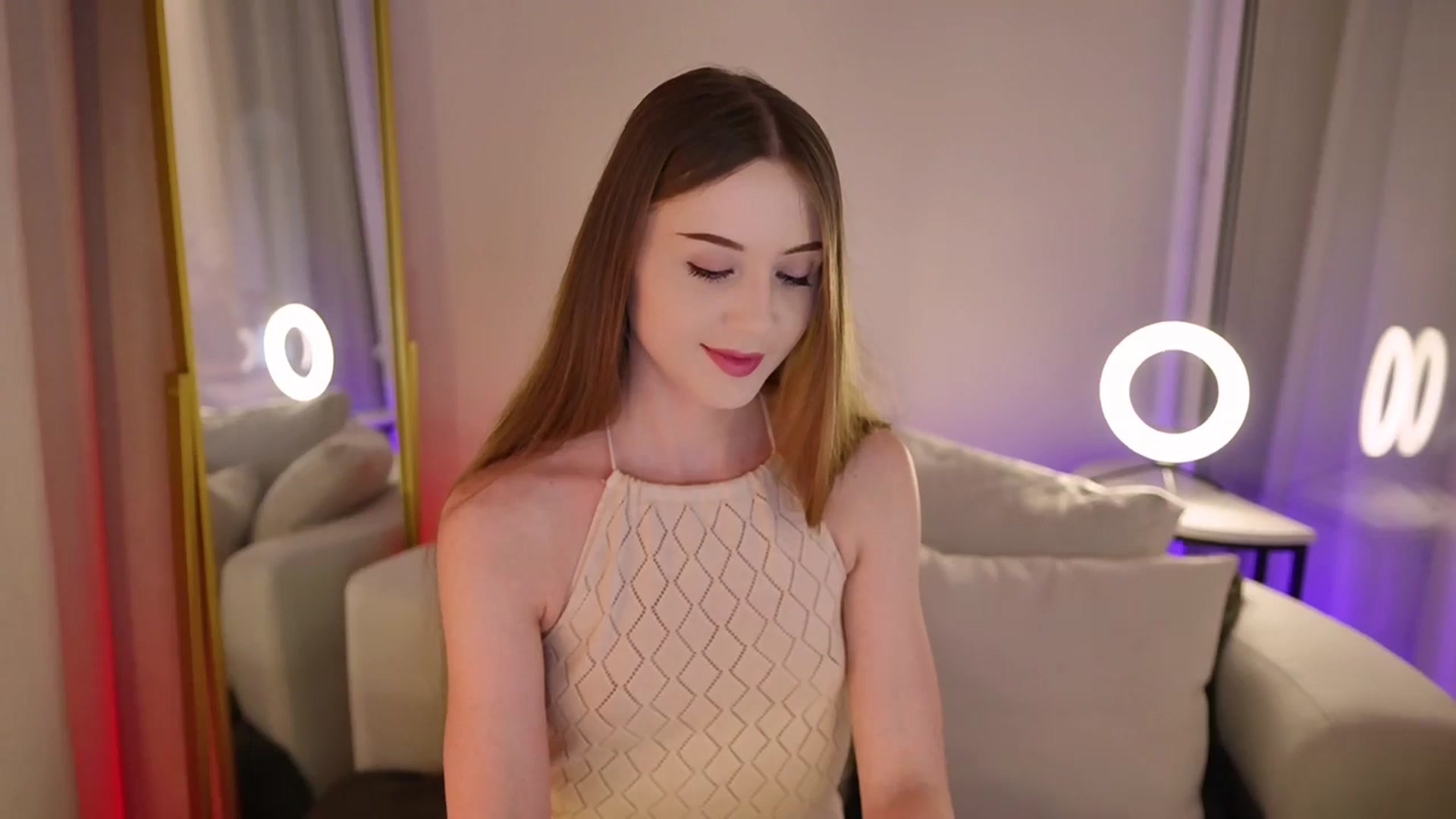 Gallery image thumbnail from Innocent_Soul's myfreecams stream on, 09/13/2025, 20:38 image 9 of 20