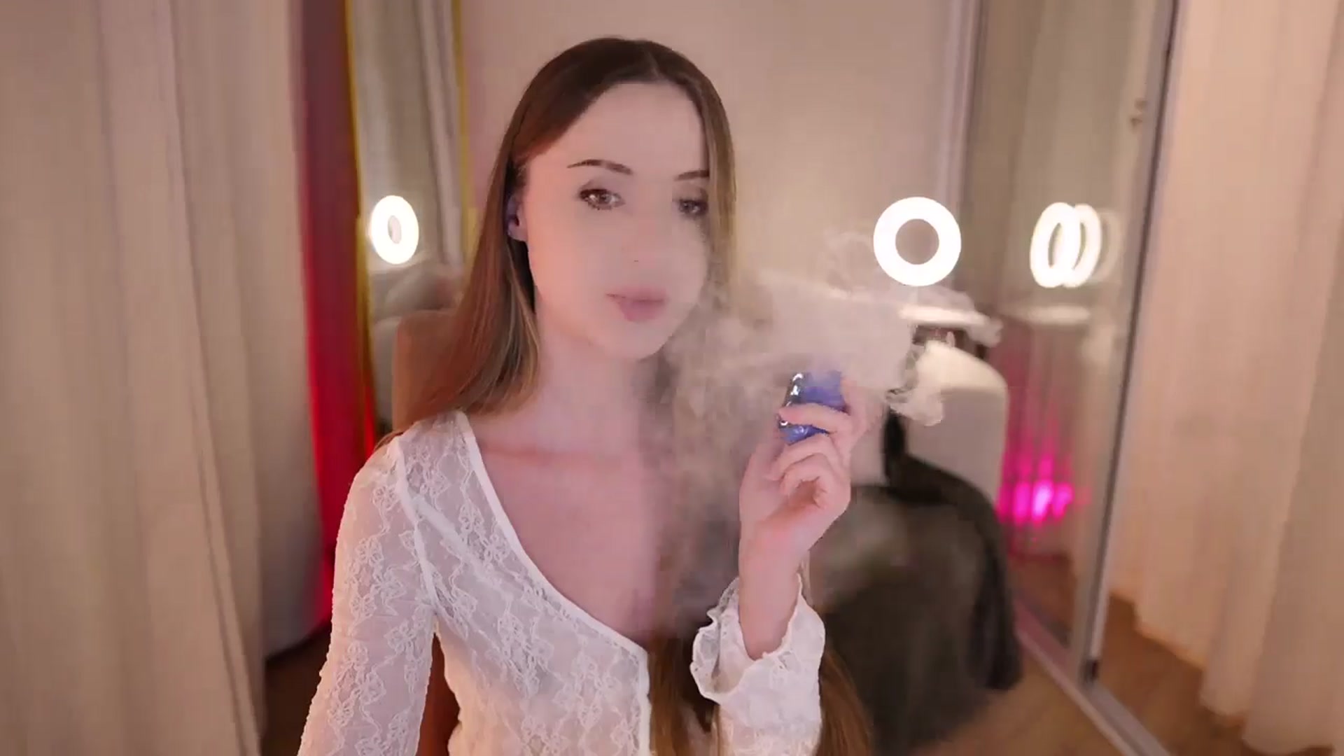 Gallery image thumbnail from Innocent_Soul's myfreecams stream on, 09/15/2025, 17:53 image 16 of 20