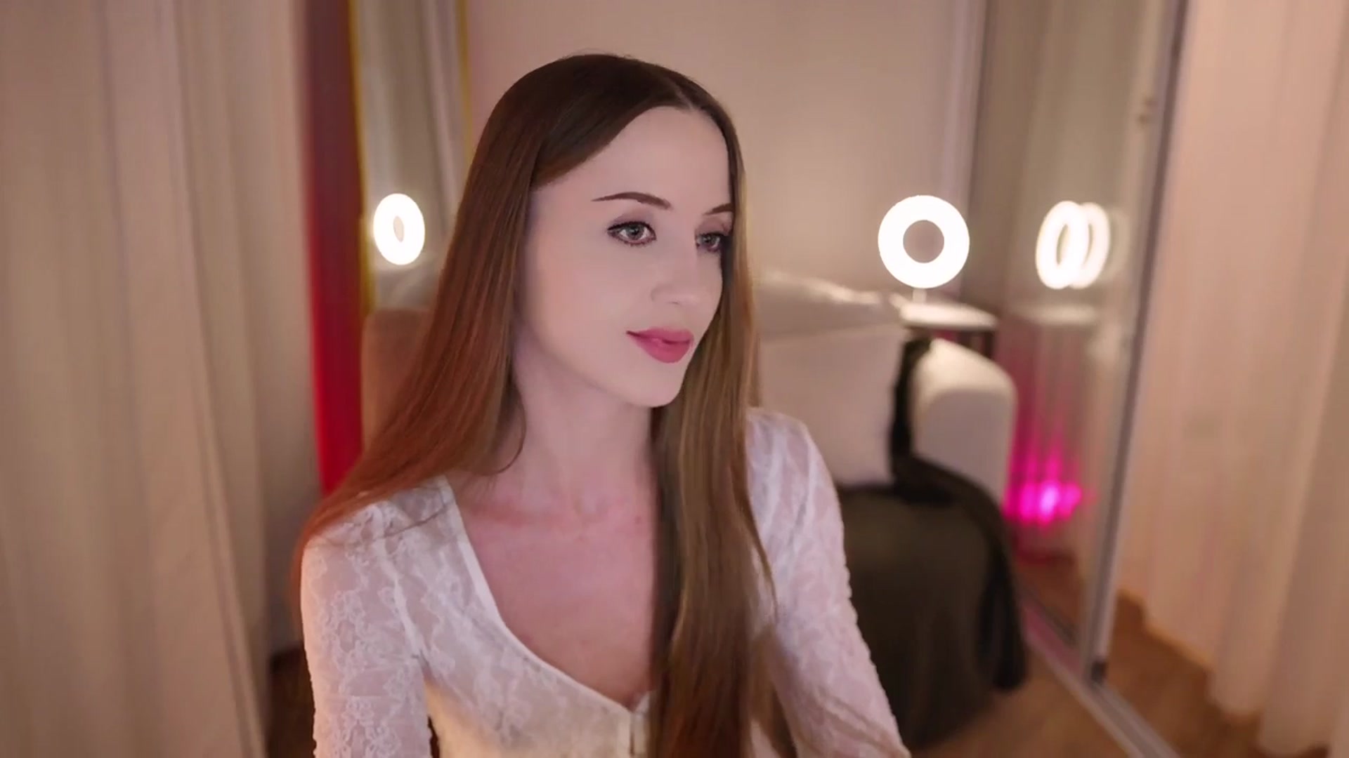 Gallery image thumbnail from Innocent_Soul's myfreecams stream on, 09/15/2025, 18:42 image 19 of 20