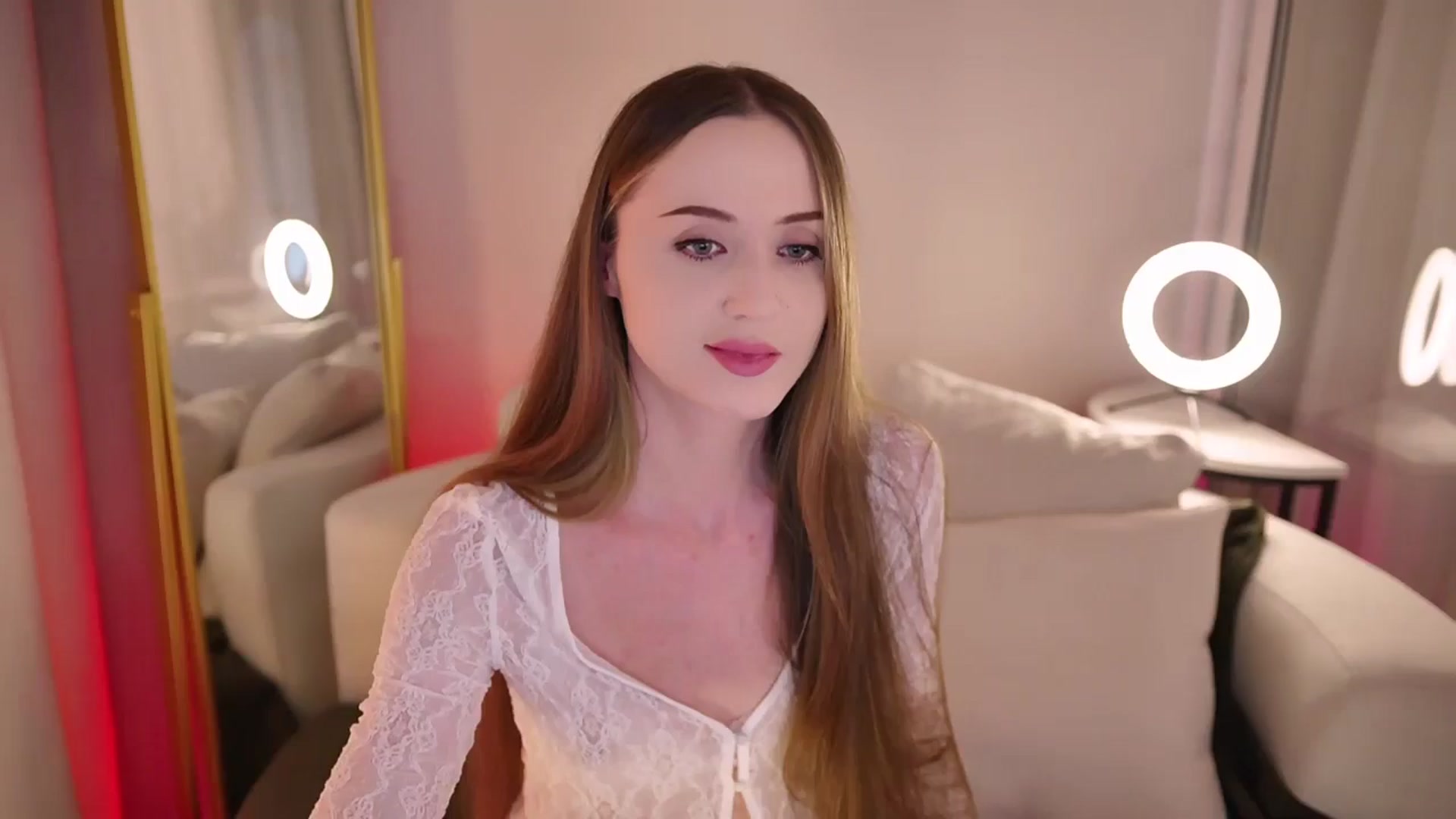 Gallery image thumbnail from Innocent_Soul's myfreecams stream on, 09/15/2025, 20:41 image 4 of 20
