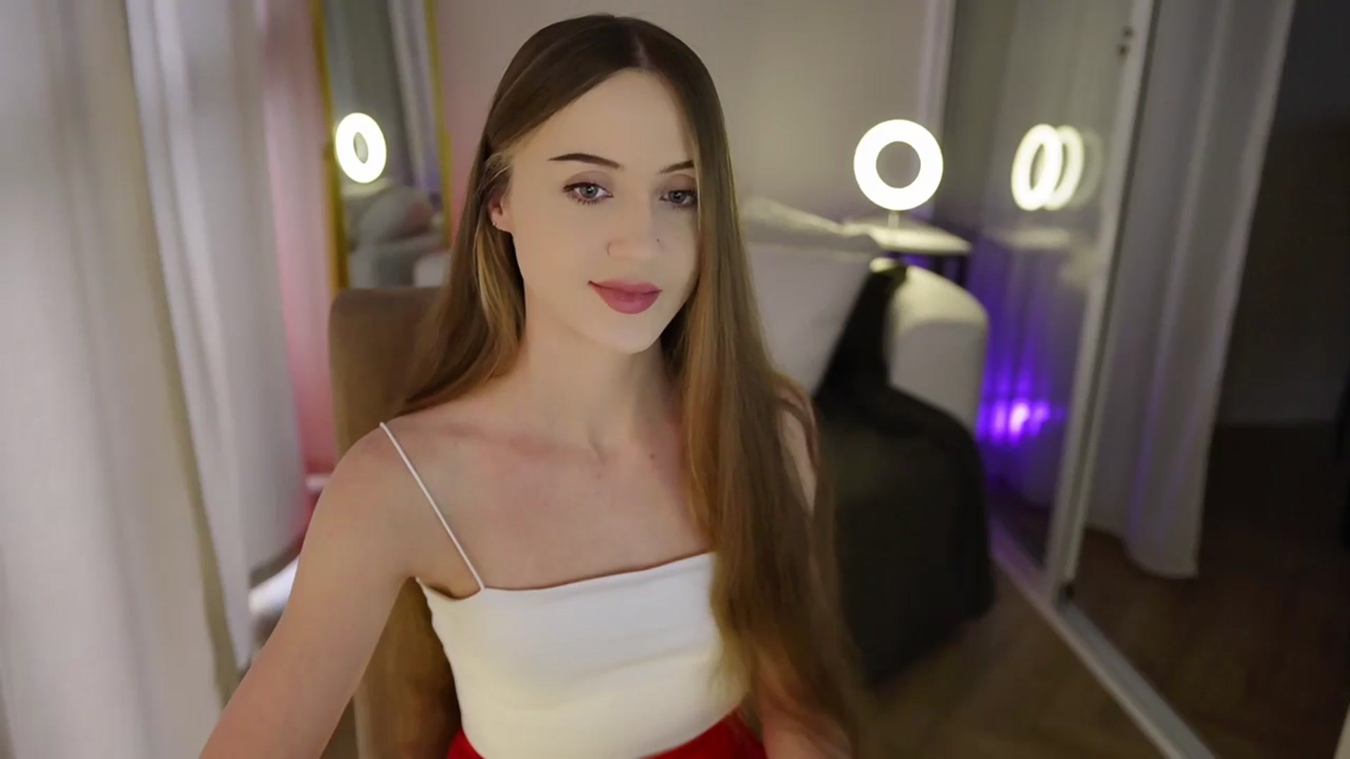 Gallery image thumbnail from Innocent_Soul's myfreecams stream on, 09/19/2025, 13:59 image 20 of 20