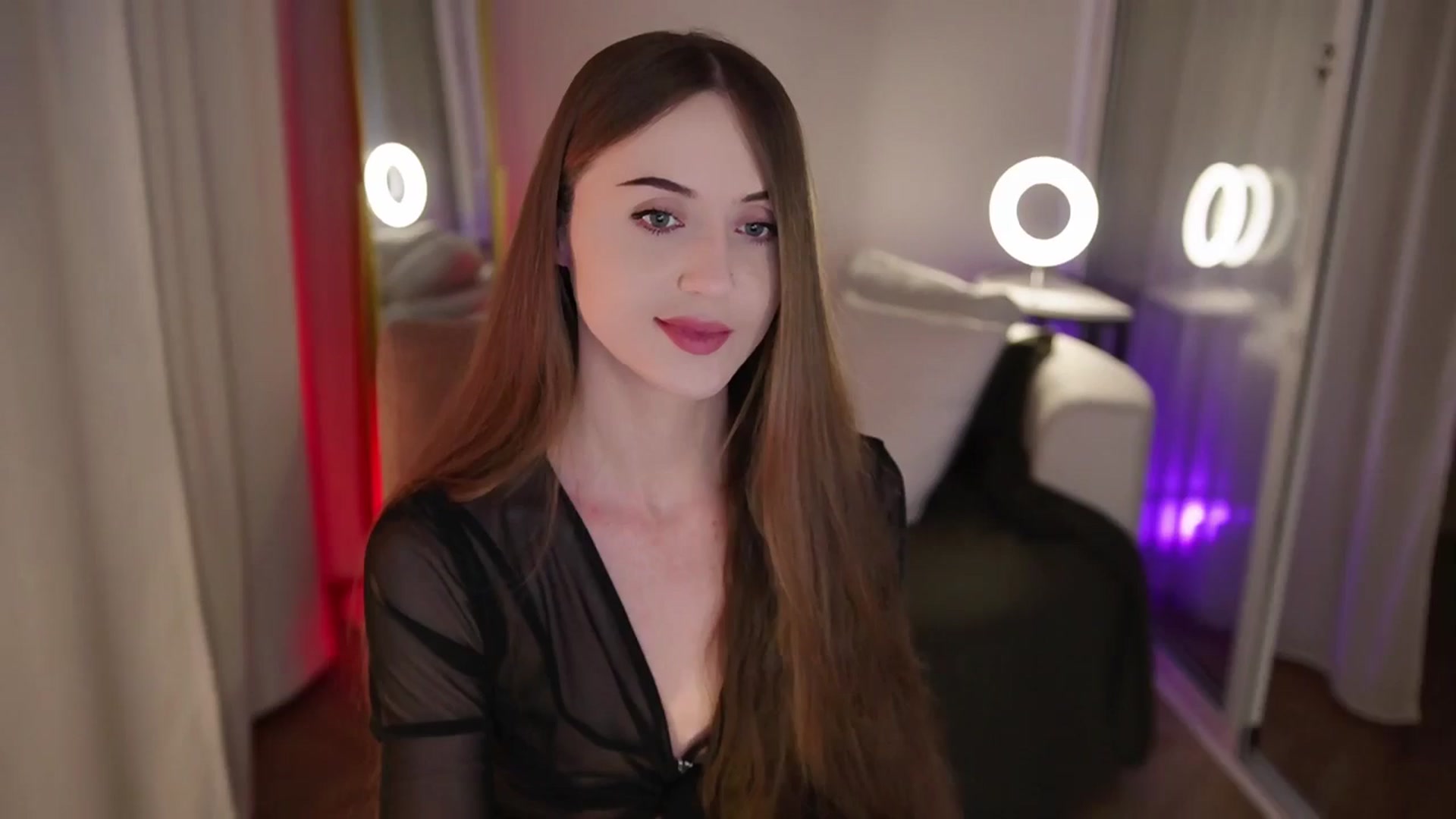 Gallery image thumbnail from Innocent_Soul's myfreecams stream on, 09/20/2025, 17:08 image 18 of 20