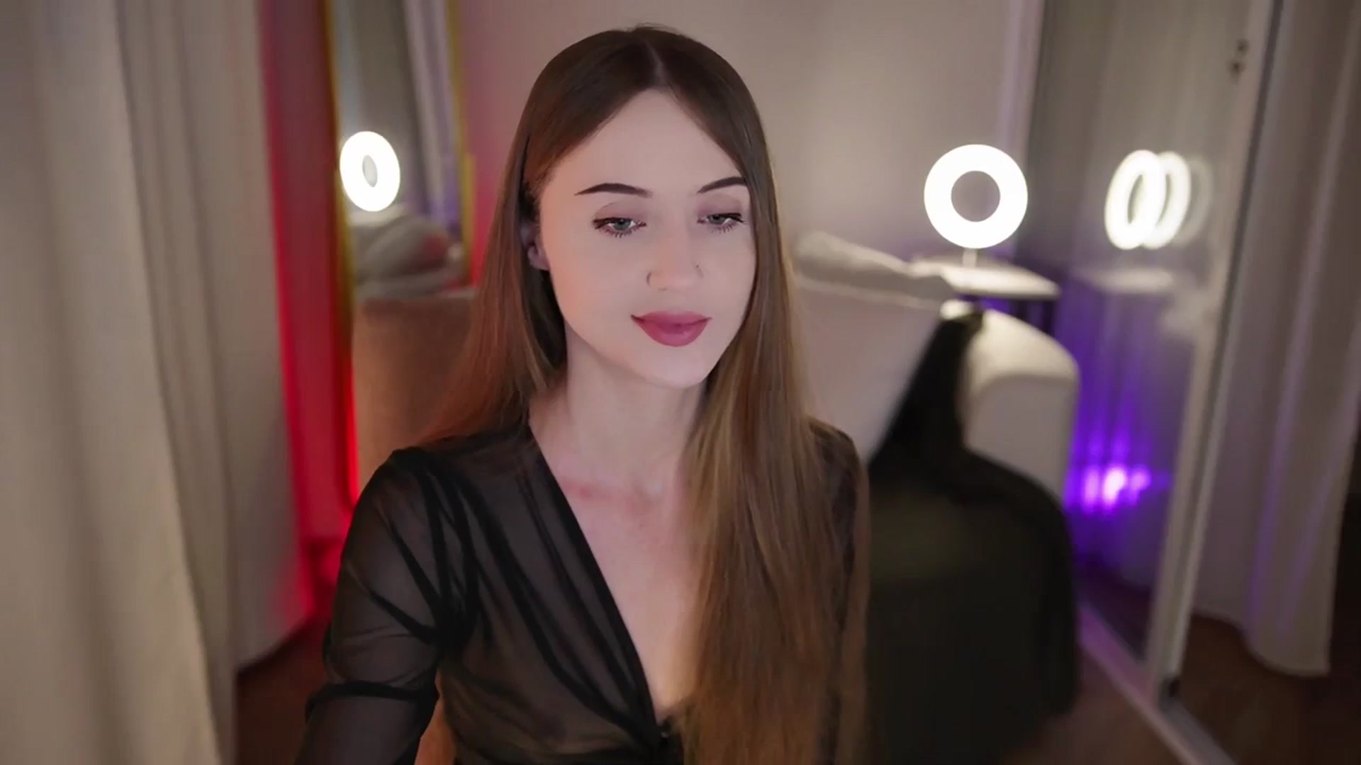 Gallery image thumbnail from Innocent_Soul's myfreecams stream on, 09/20/2025, 17:08 image 8 of 20