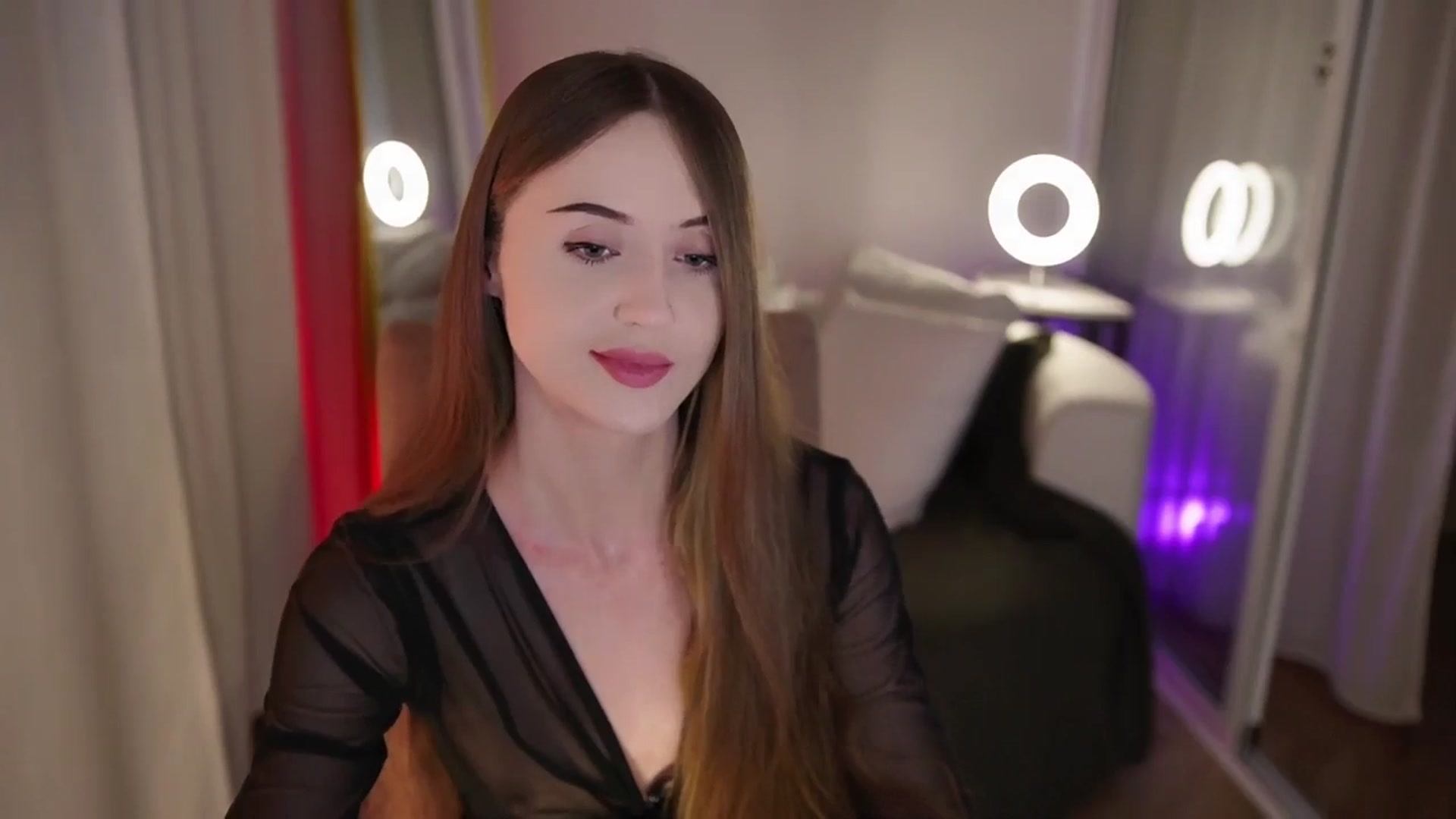 Gallery image thumbnail from Innocent_Soul's myfreecams stream on, 09/20/2025, 17:08 image 14 of 20