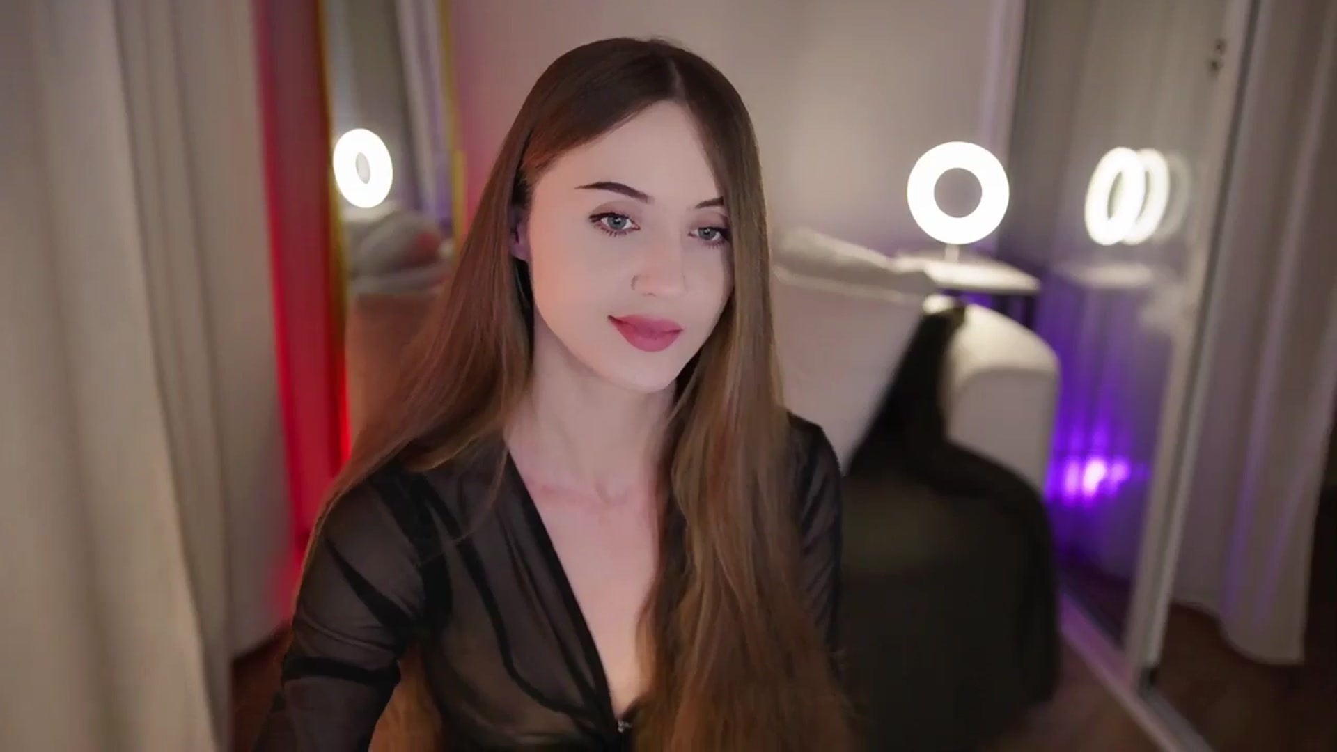 Gallery image thumbnail from Innocent_Soul's myfreecams stream on, 09/20/2025, 17:08 image 17 of 20