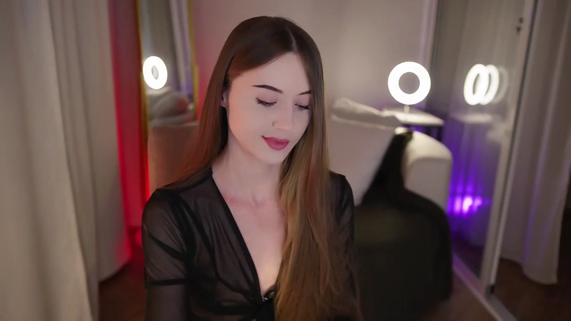 Gallery image thumbnail from Innocent_Soul's myfreecams stream on, 09/20/2025, 17:08 image 12 of 20
