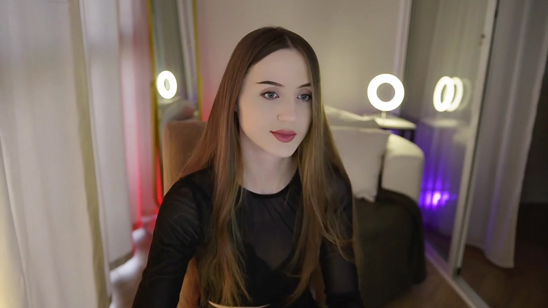 Gallery image thumbnail from Innocent_Soul's myfreecams stream on, 09/25/2025, 14:42 image 2 of 20