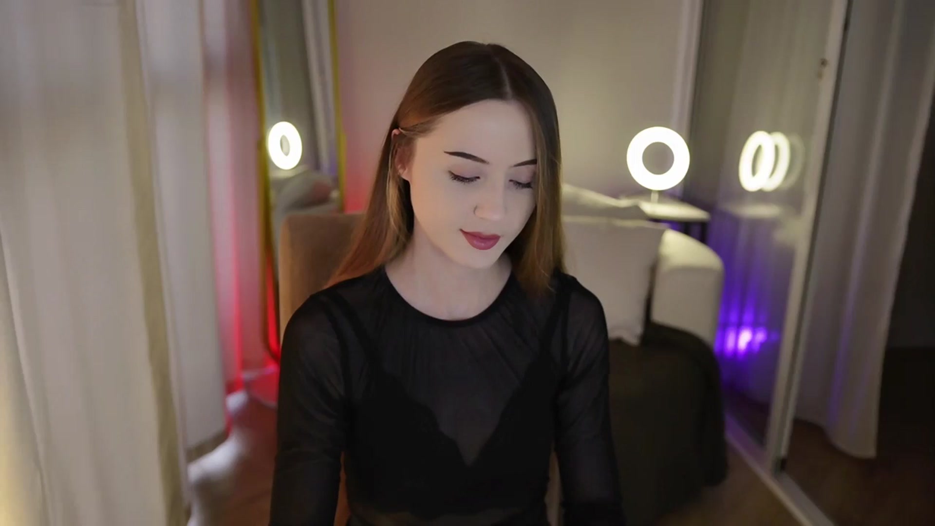 Gallery image thumbnail from Innocent_Soul's myfreecams stream on, 09/25/2025, 14:42 image 9 of 20