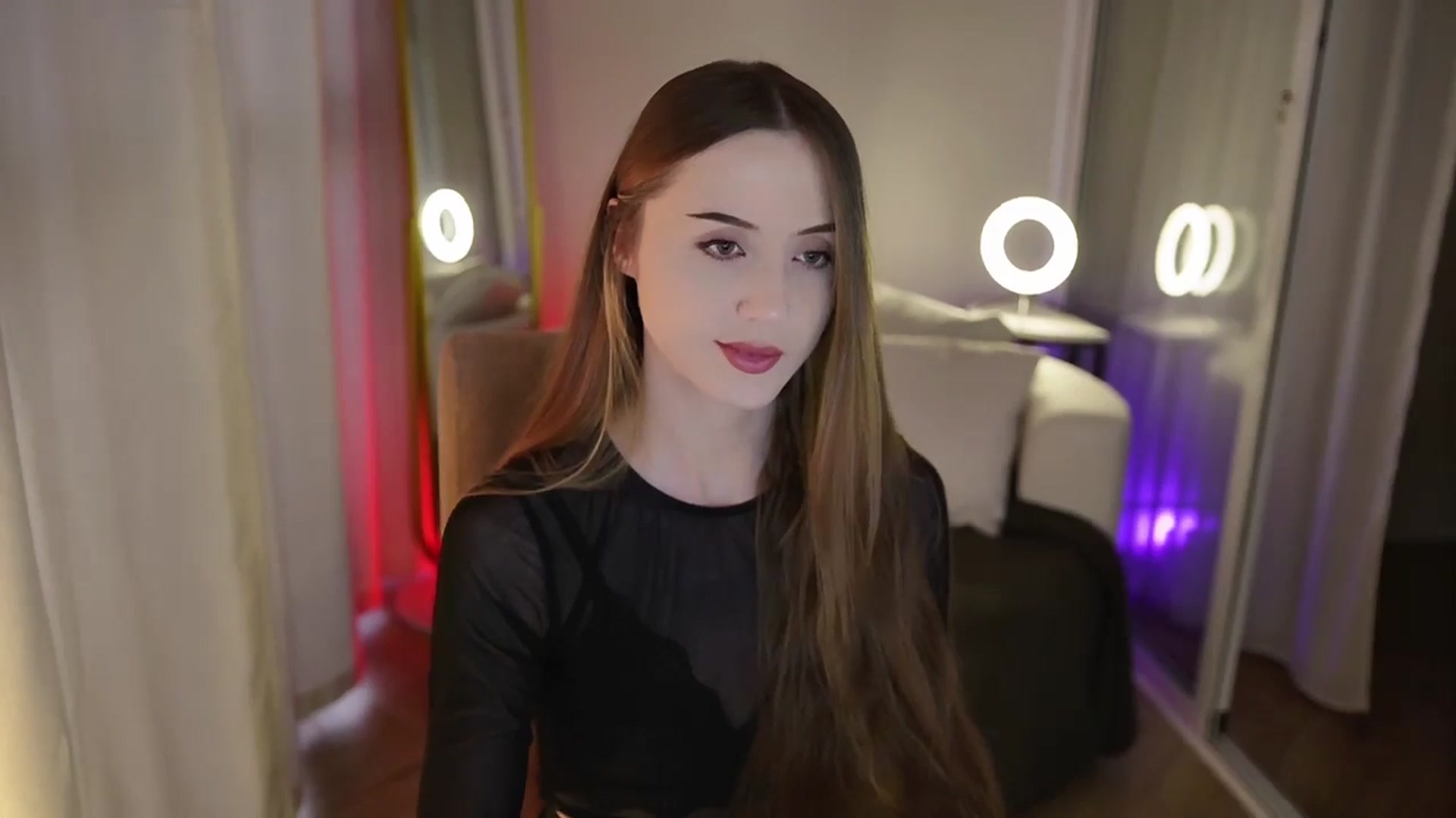 Gallery image thumbnail from Innocent_Soul's myfreecams stream on, 09/25/2025, 14:42 image 19 of 20